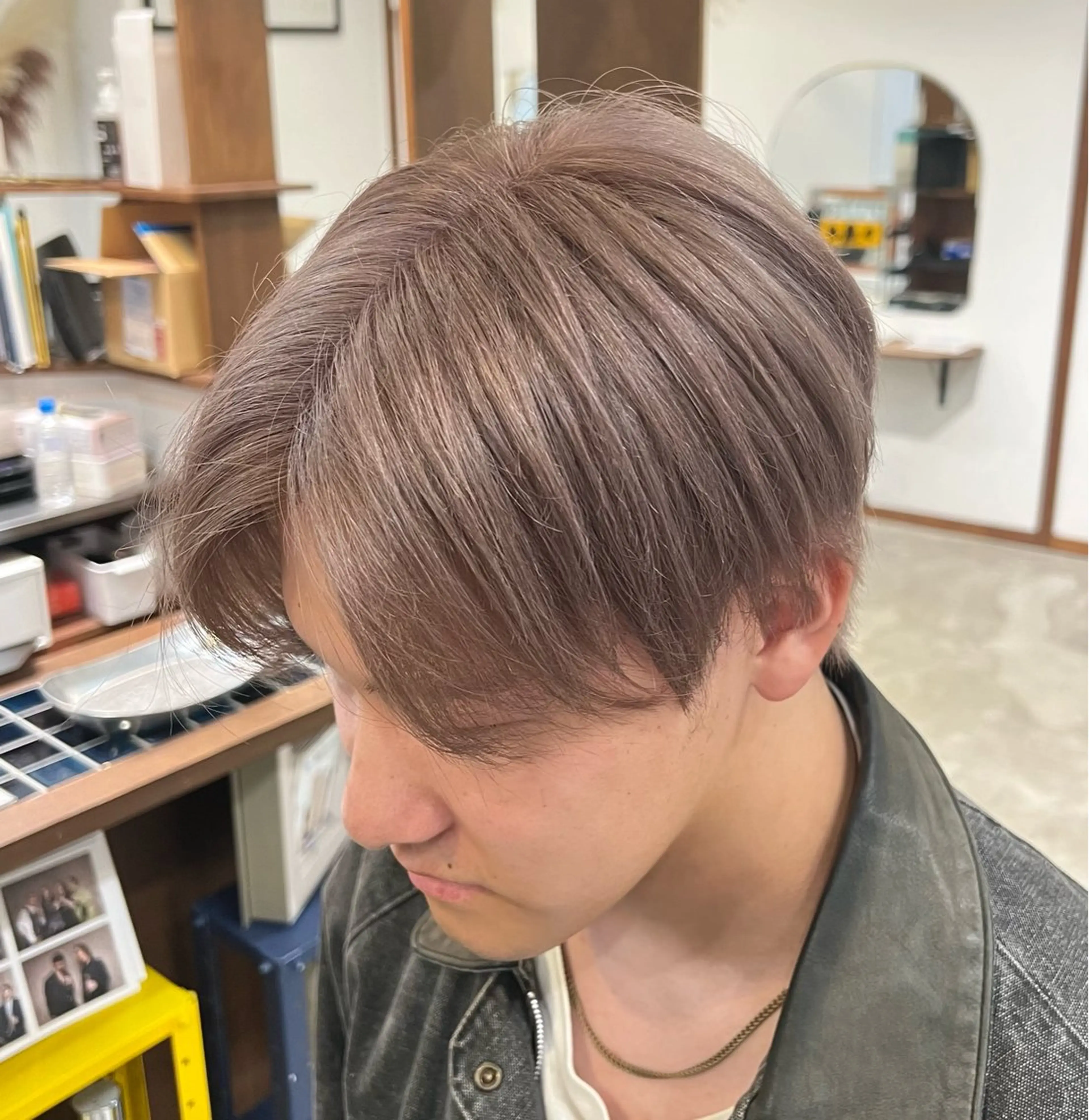 カラー メンズ ヘアカラー トリートメント まろやかなベージュ 小池春樹のヘアスタイル