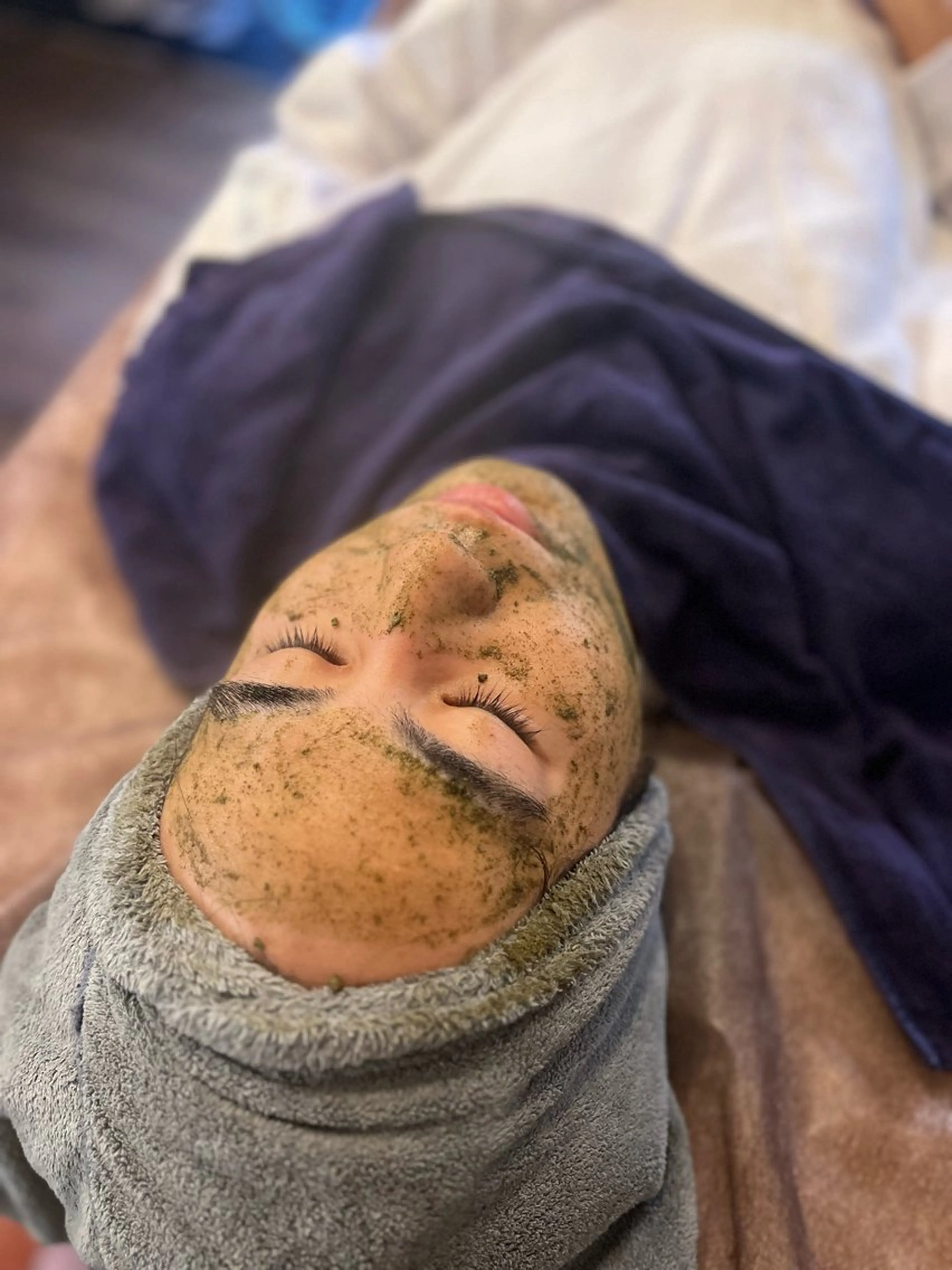 エステ TEDDY BASE 眉＆脱毛サロンのエステ・リラクイメージ