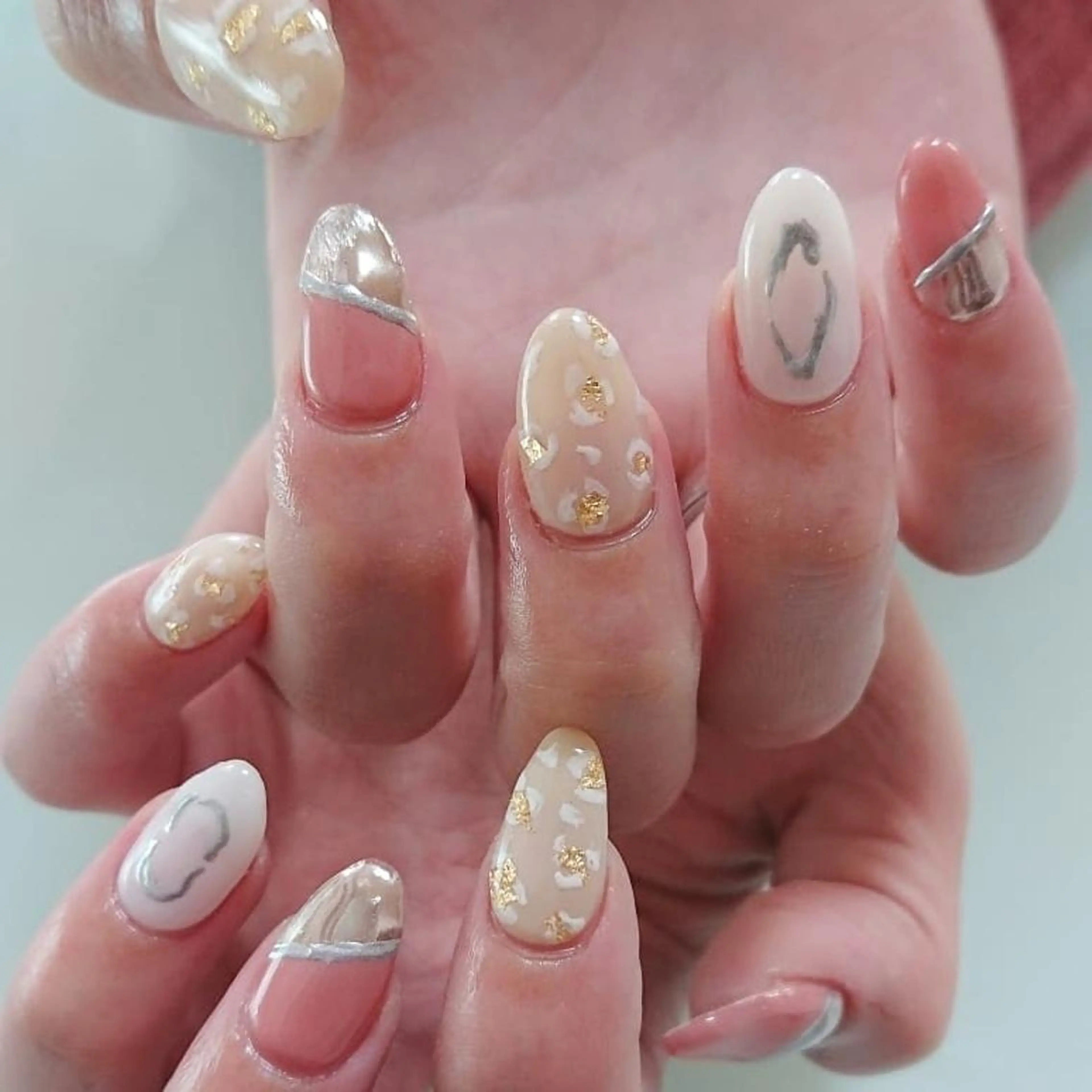 ネイル QULEONAIL所属・大城 裕麻のネイルデザイン