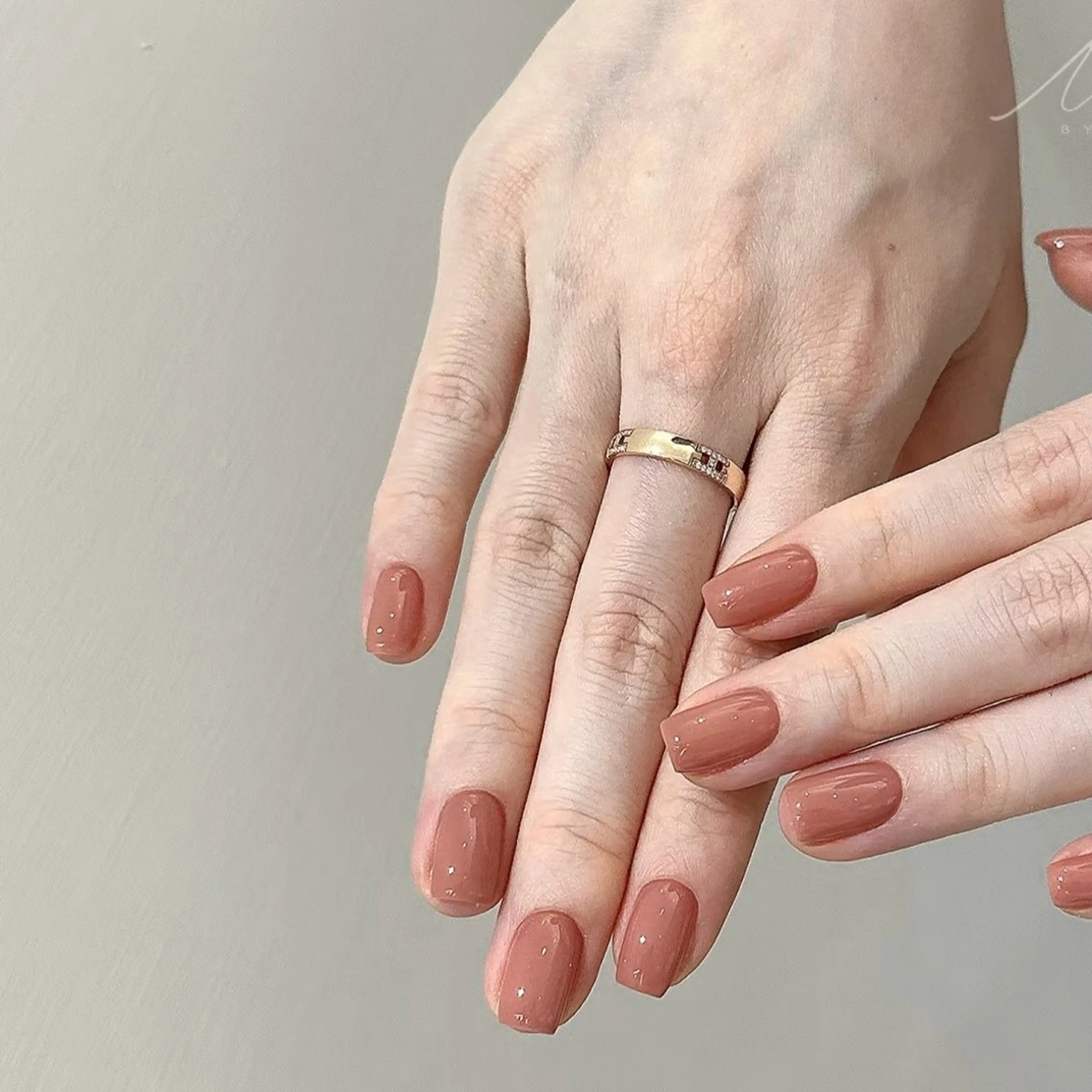 ネイル Nail salon Amoureuse ネイルサロン アムルーズ所属・ネイリスト ミクのネイルデザイン