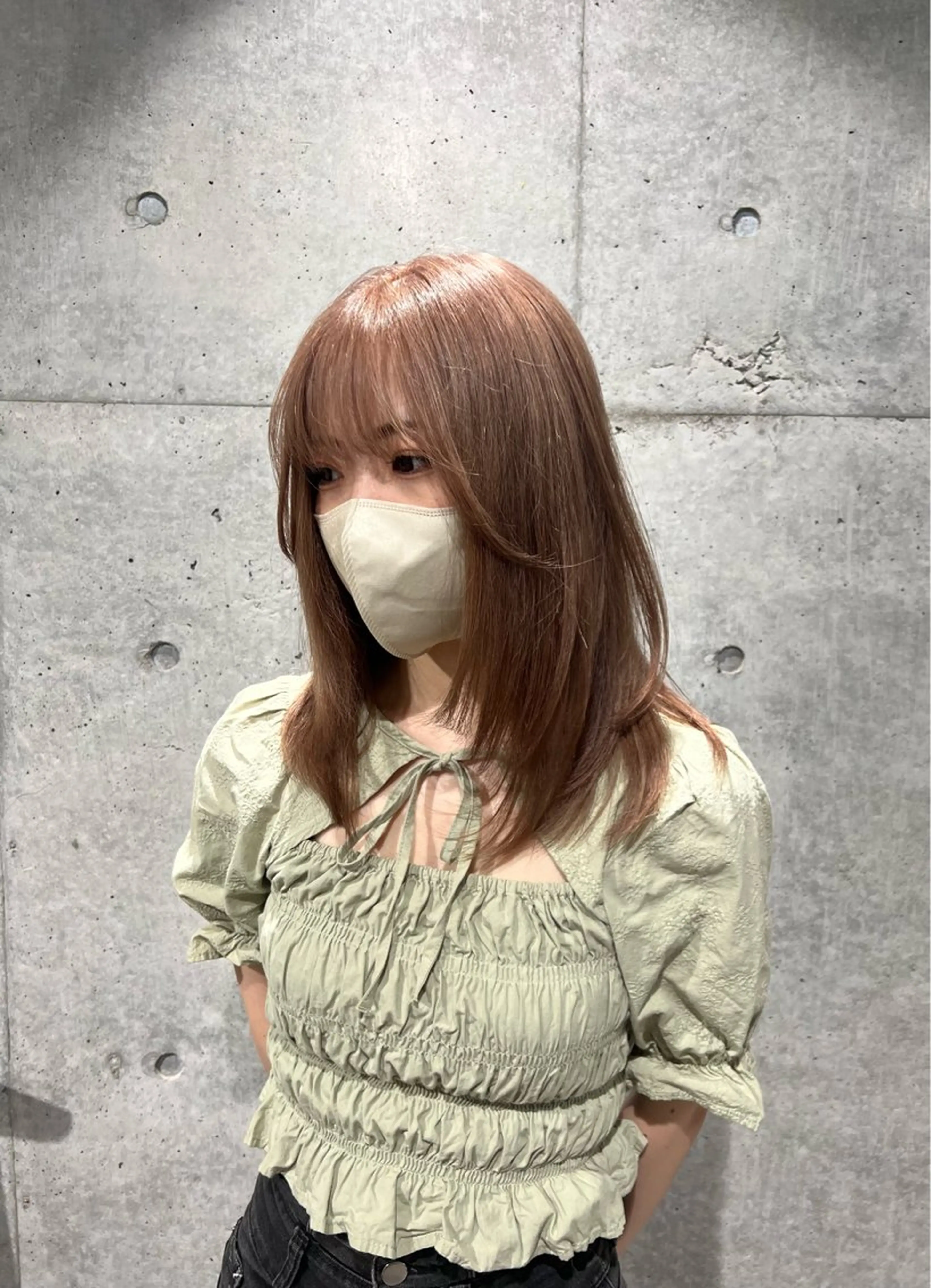 ミディアム カラー ピンクカラー レイヤーカット ヘアカラー トリートメント 透明感カラー/ベージ ュ/HIKARU🌿のヘアスタイル