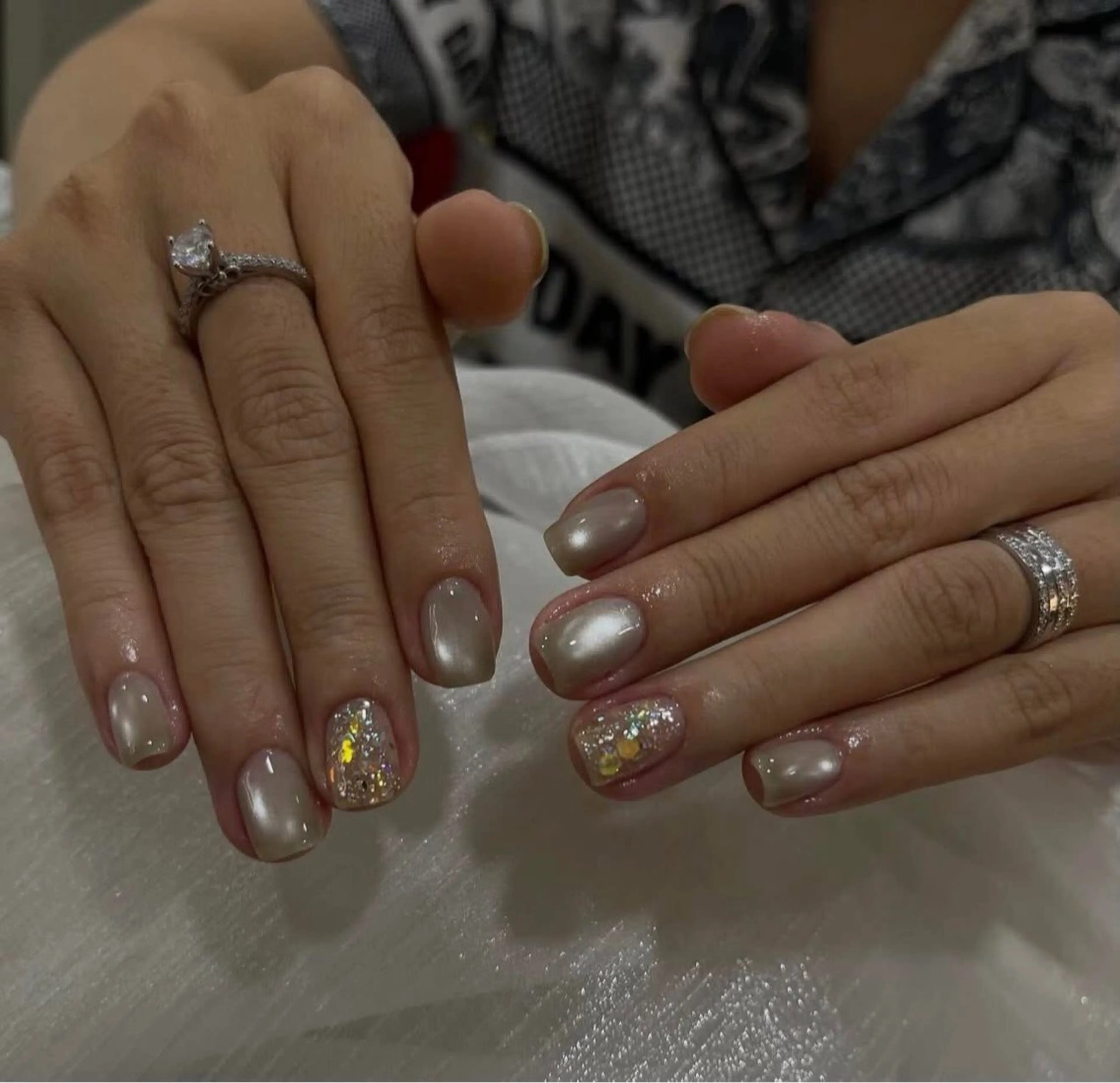 ネイル オーロラネイル ブルー チークネイル 長さ出し フットネイル ハンドネイル JIN 168 新大久保のネイルデザイン