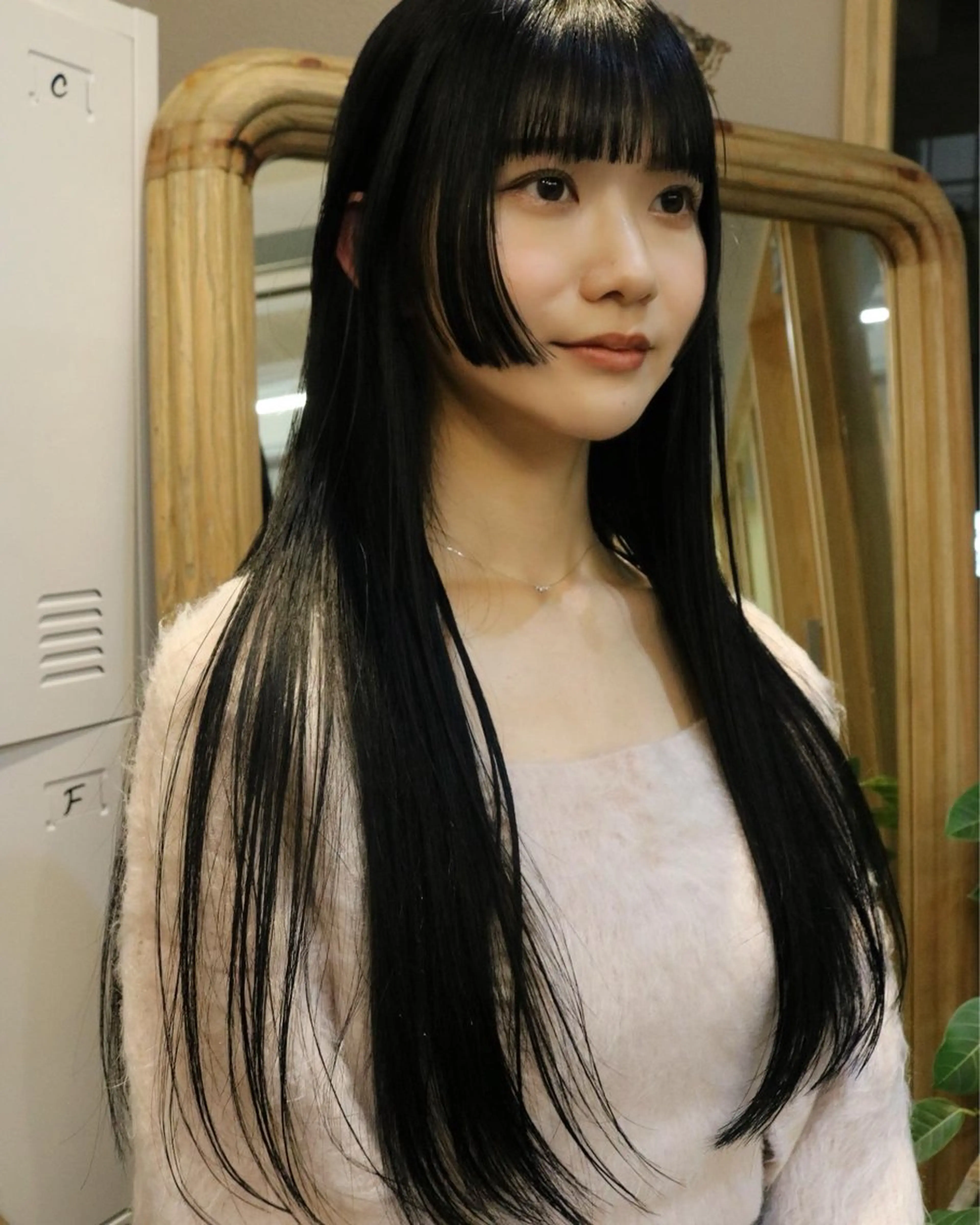 ロング カラー 松村 澪里のヘアスタイル