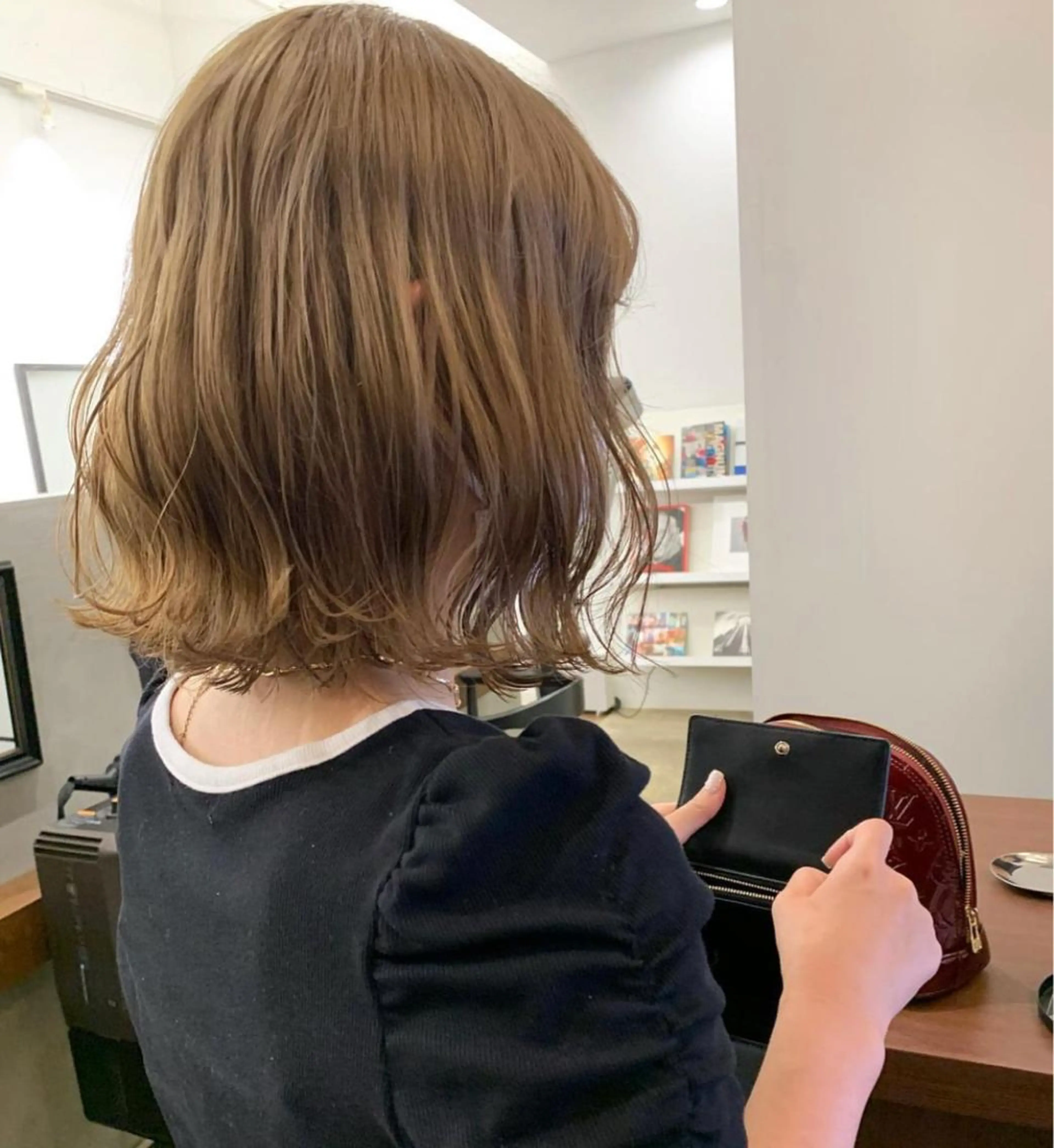 ミディアム LINE.ai所属・mei／周南 ／ぷつっと／レイヤーのヘアスタイル