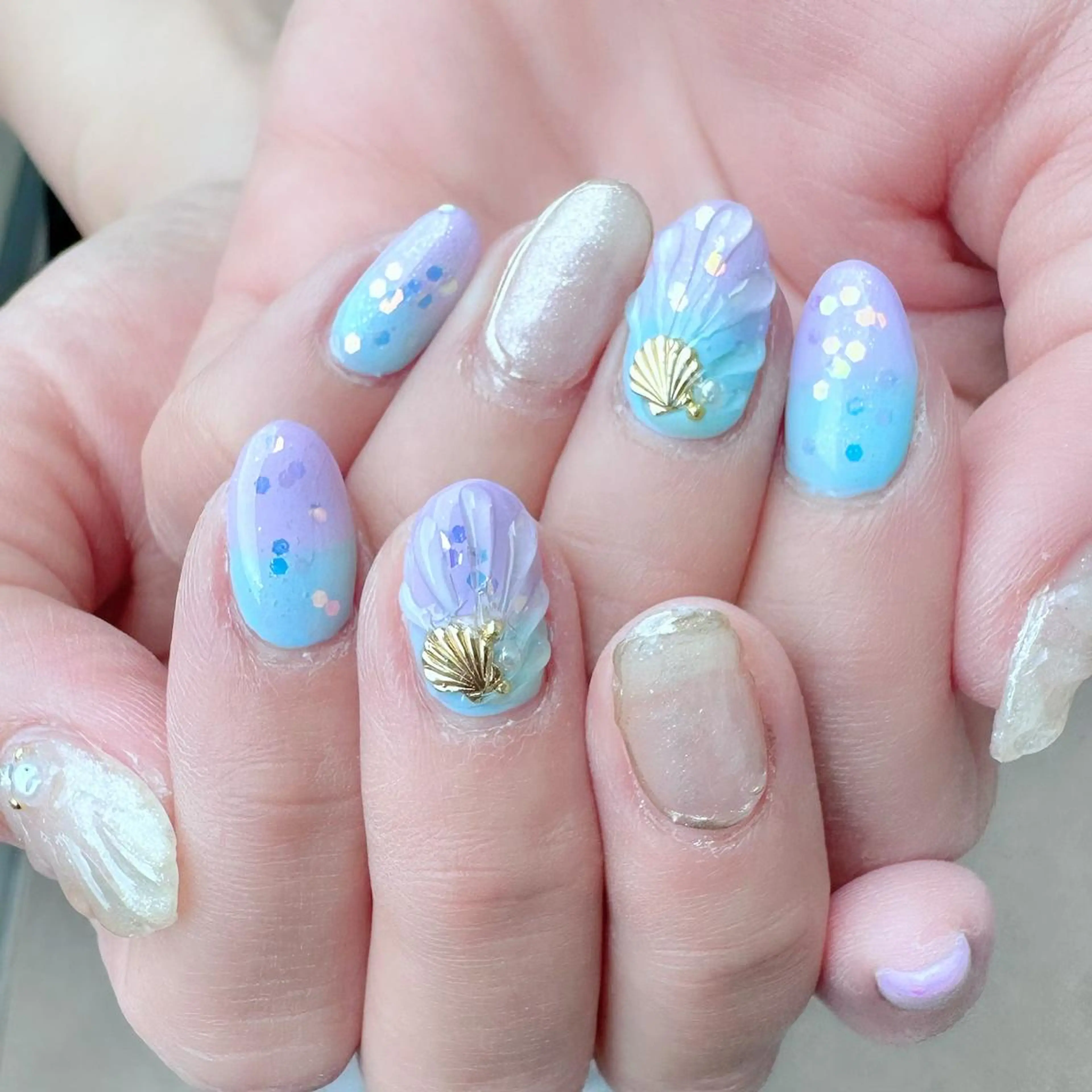 ネイル 新山 聖のネイルデザイン