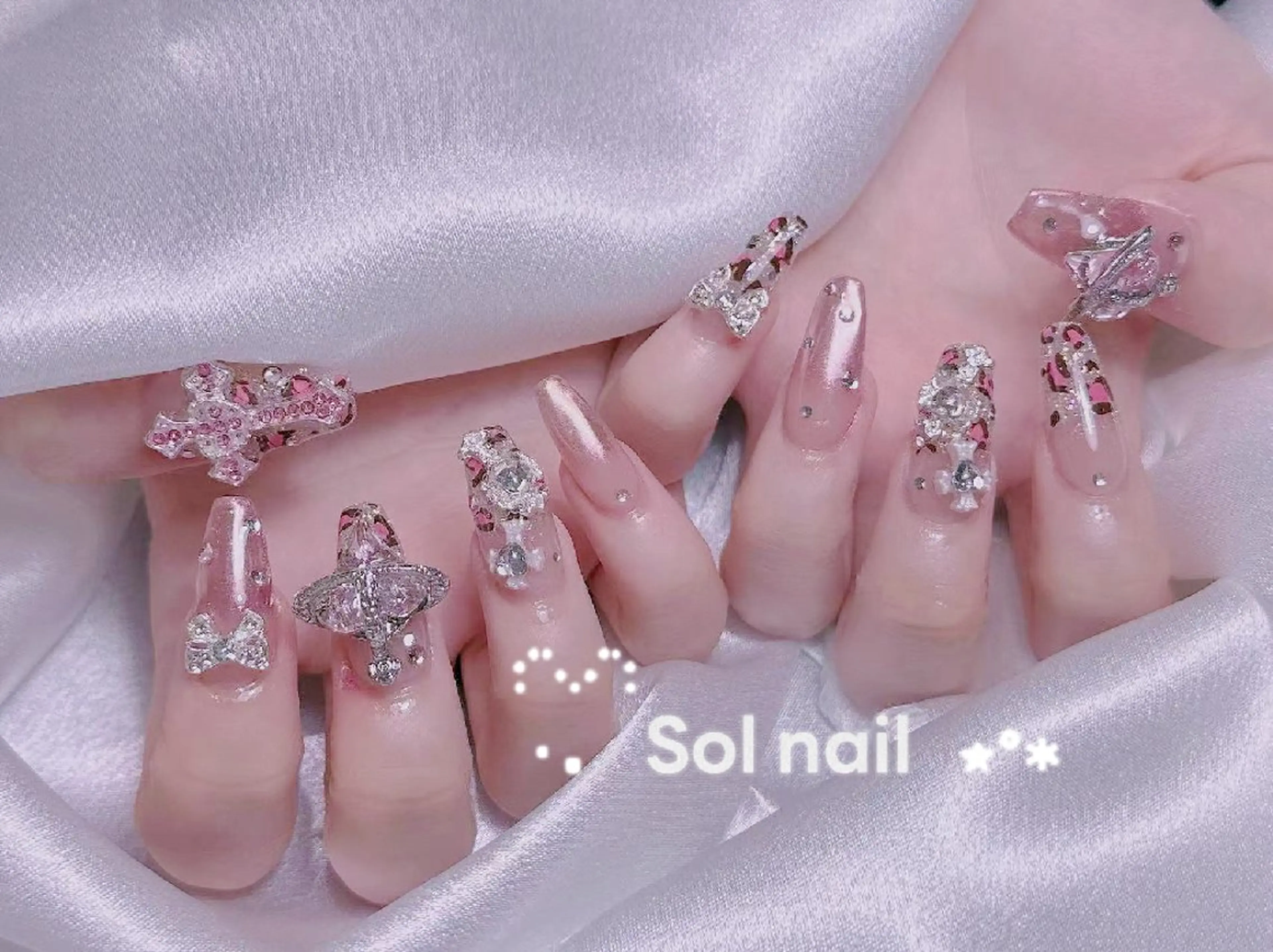 ネイル ハンドネイル ハンドケア パラジェル&フィルイン取り扱いサロンSol Nail所属・Sol Nail ミネのネイルデザイン
