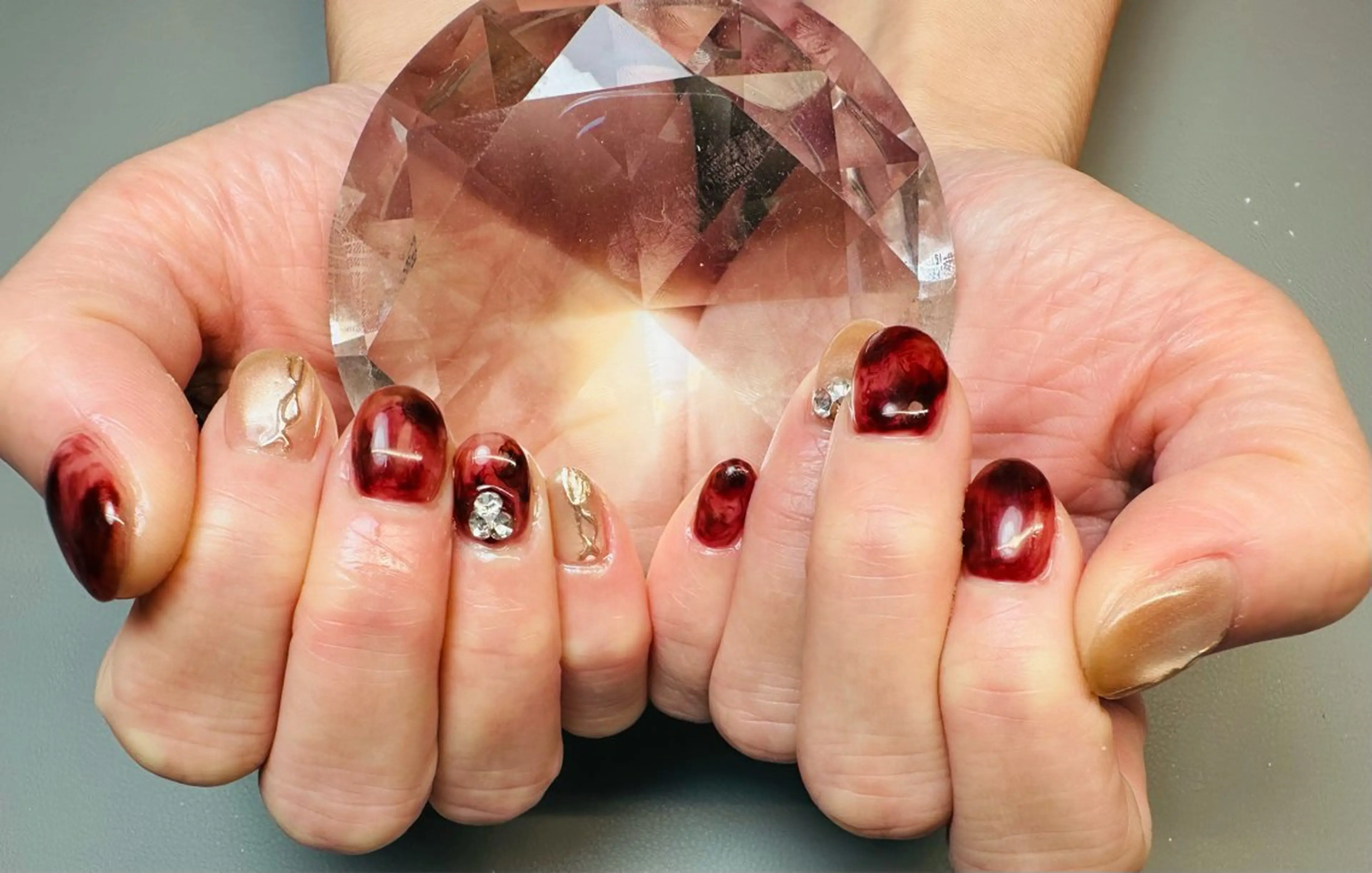 ネイル Nailist Erikaのネイルデザイン