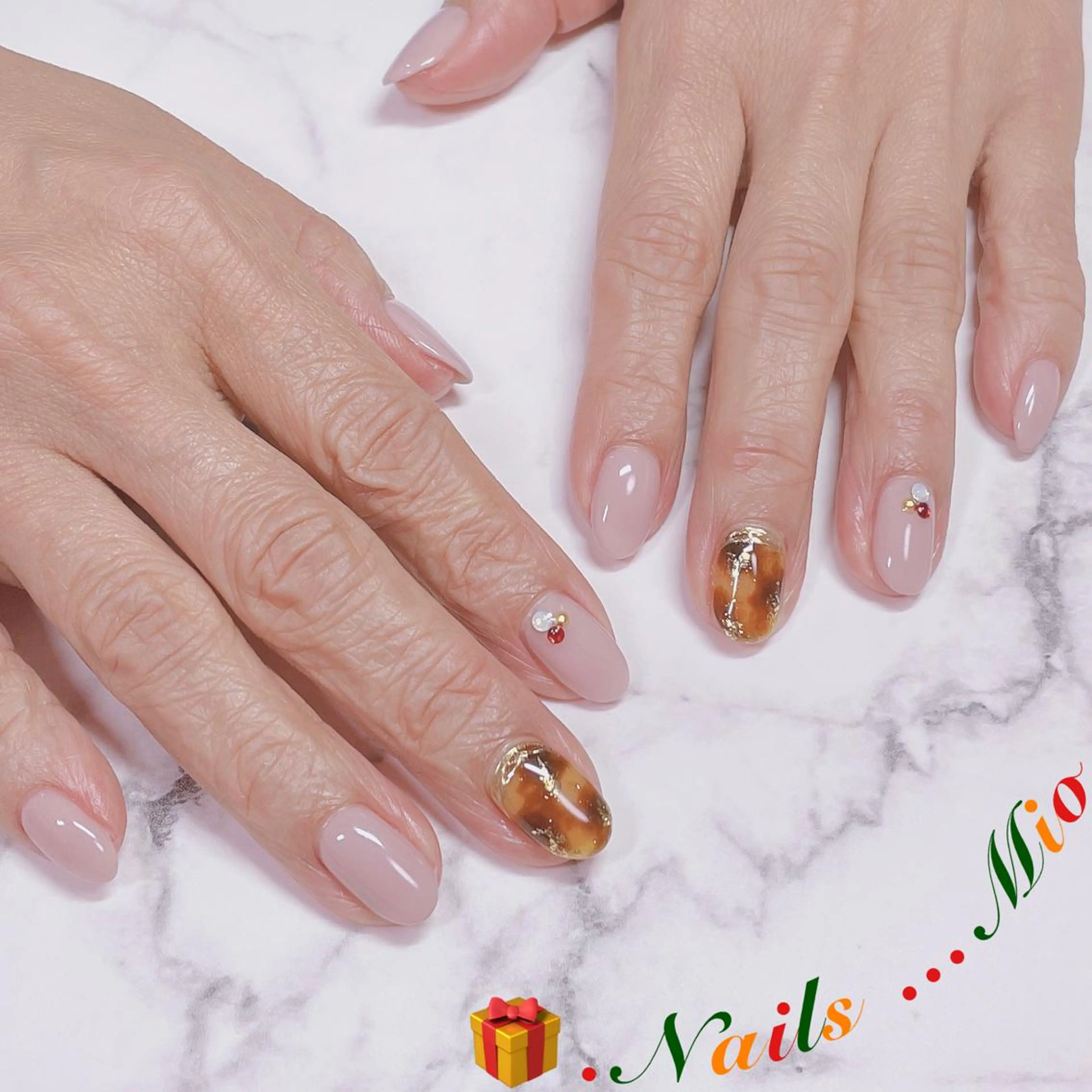 ネイル アートネイル ジェルネイル ワンカラーネイル .Nails Mio 赤羽西ネイルサロンのネイルデザイン