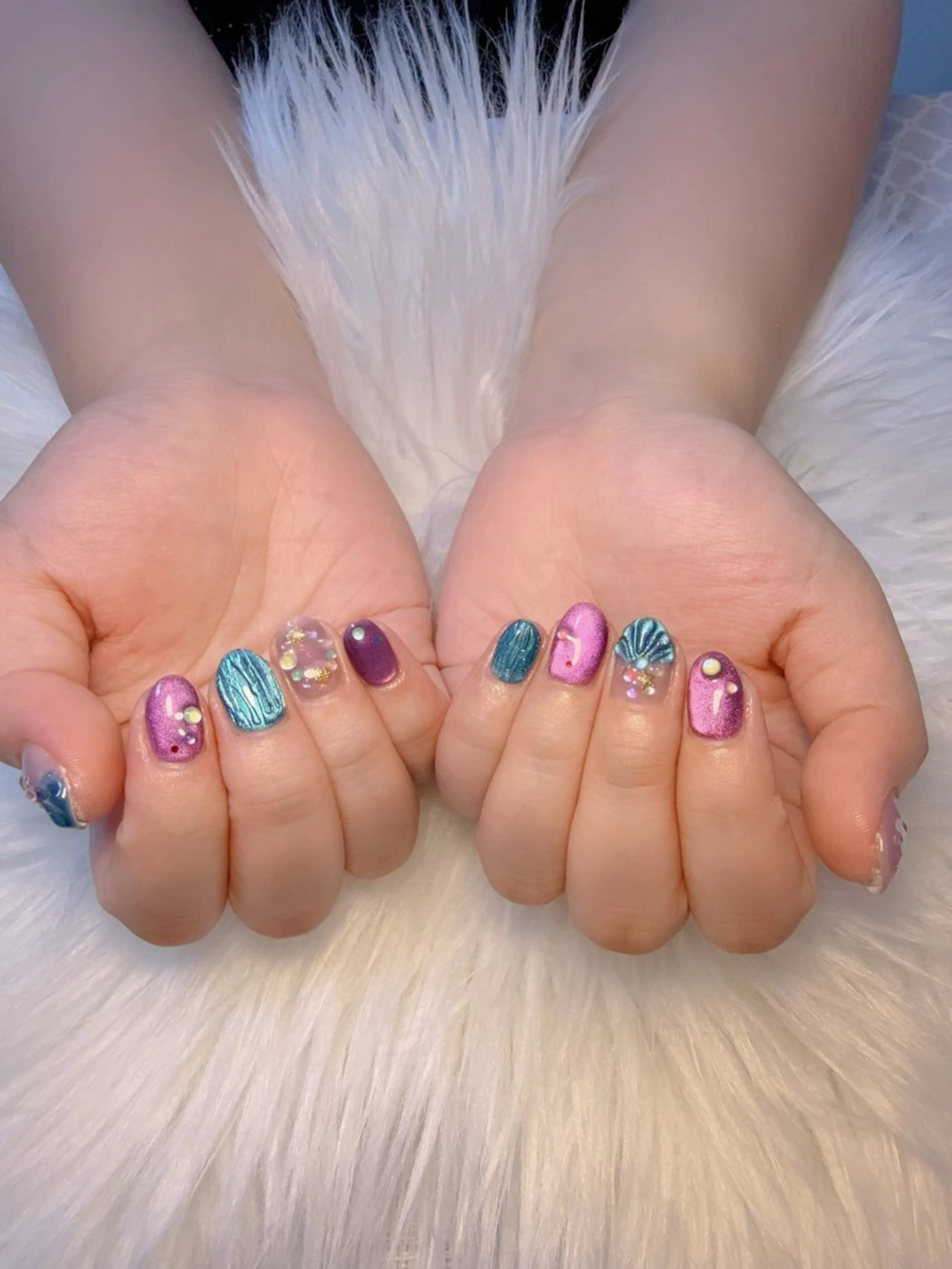 ネイル 持ち込み 西野 カナのネイルデザイン