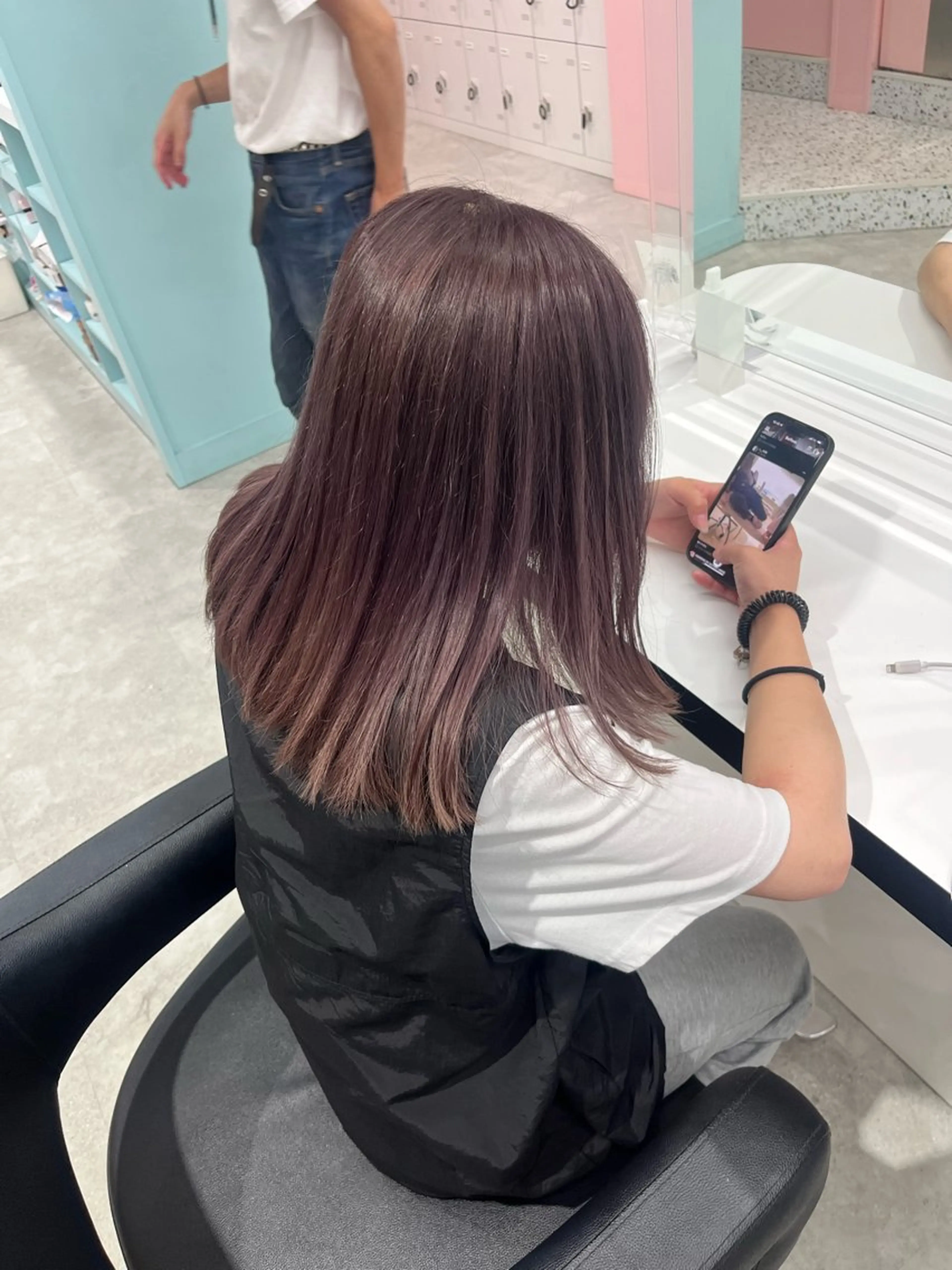 ミディアム カラー みう/仙台/暖色/ 艶髪/顔周りカット/のヘアスタイル