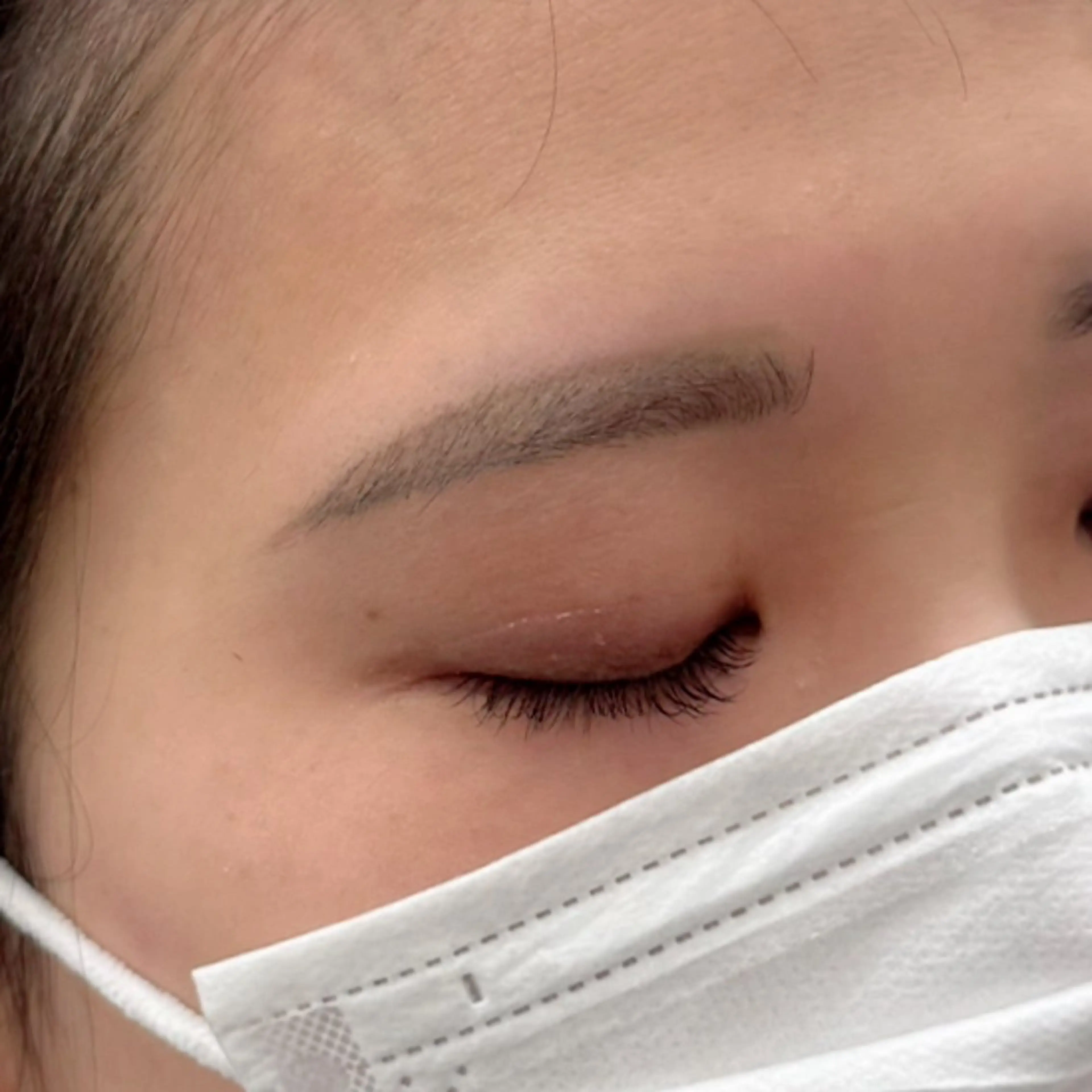 アイブロウ アイブロウ専門サロンエサージュ町田店所属・町田 桃香のマツエク・マツパデザイン