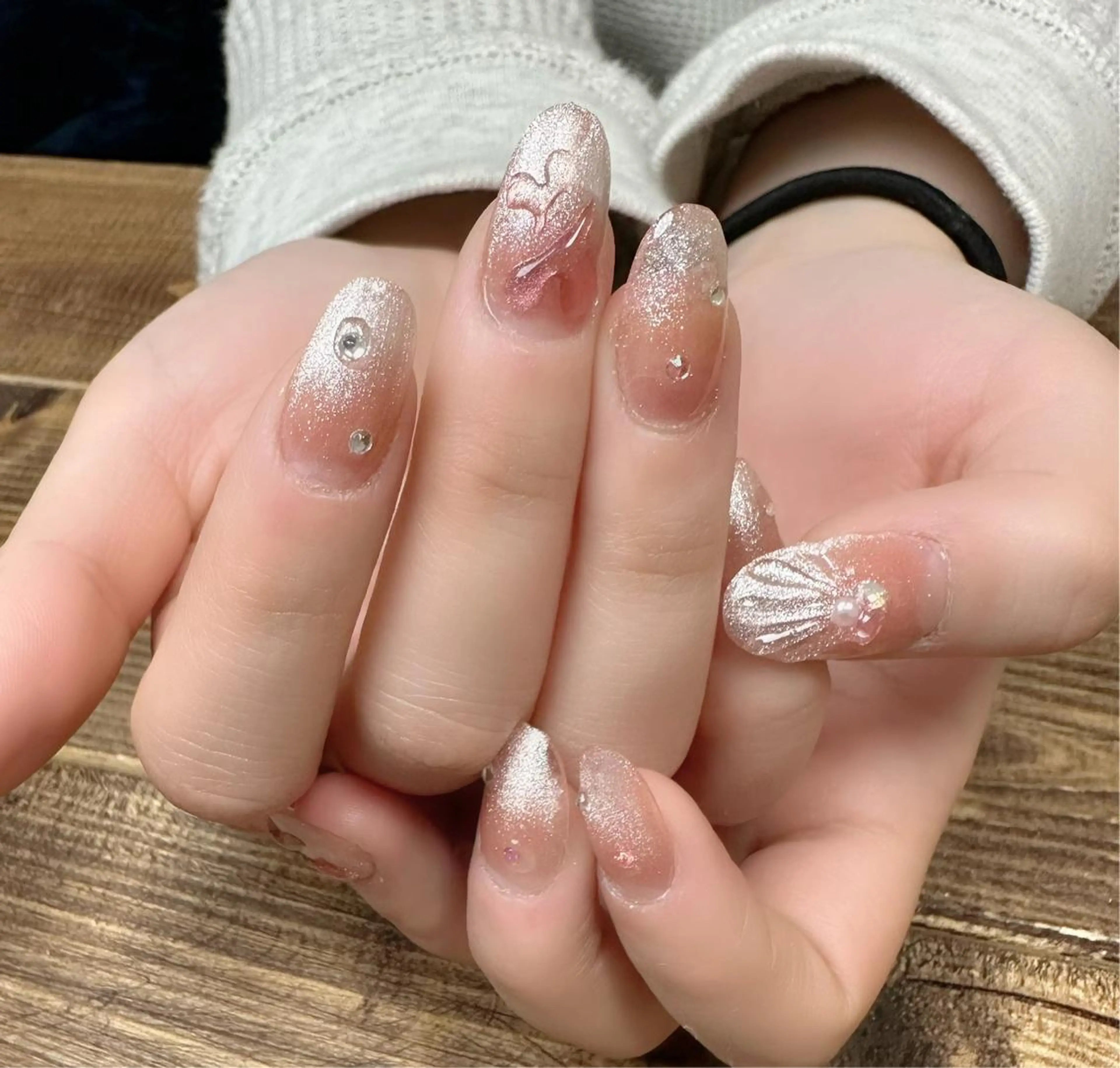 ネイル 新山 聖のネイルデザイン