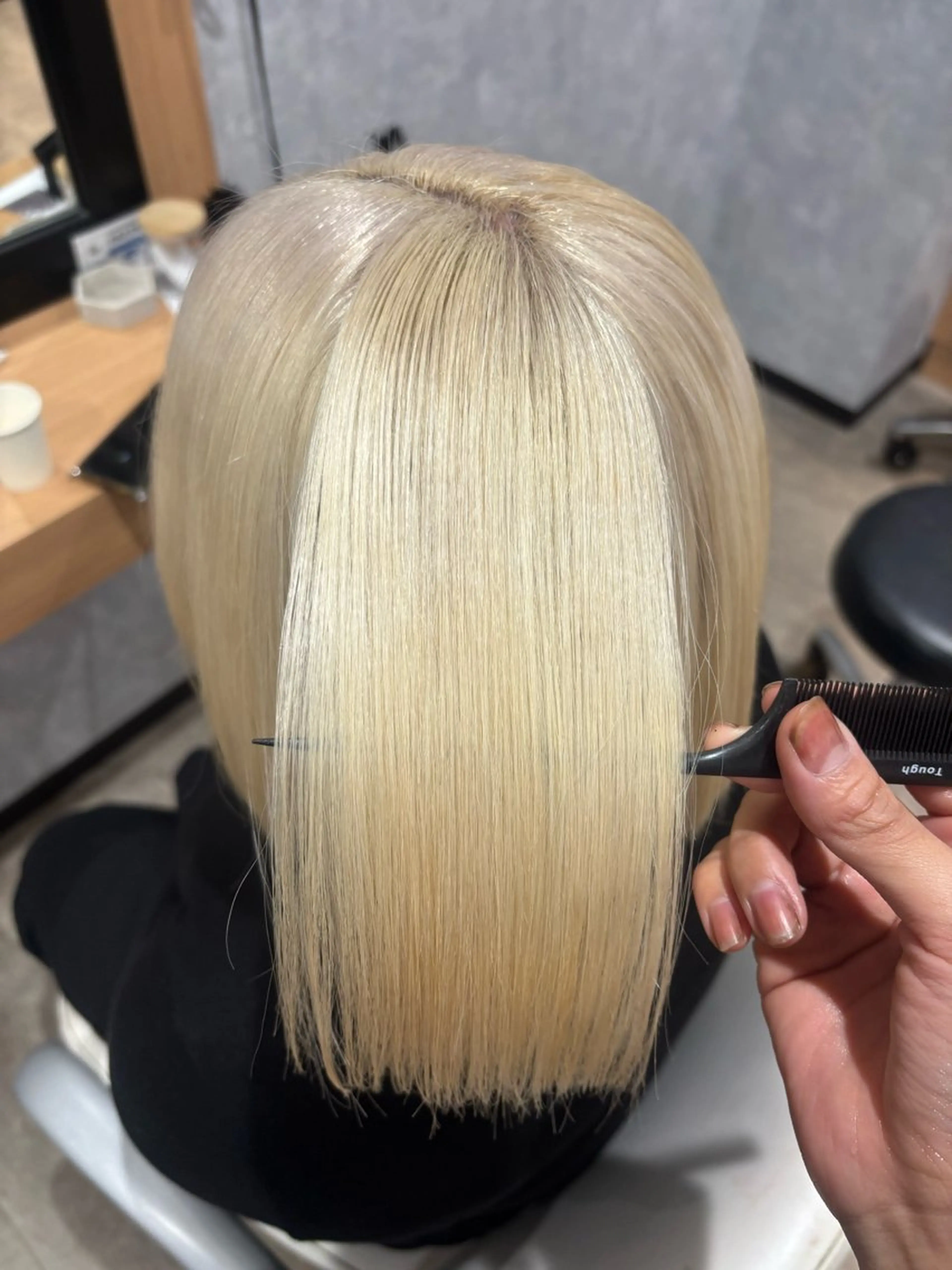 ショート カット ヘアカラー トリートメント 🌐NATSUMI 🌐【寒色カラー】のヘアスタイル