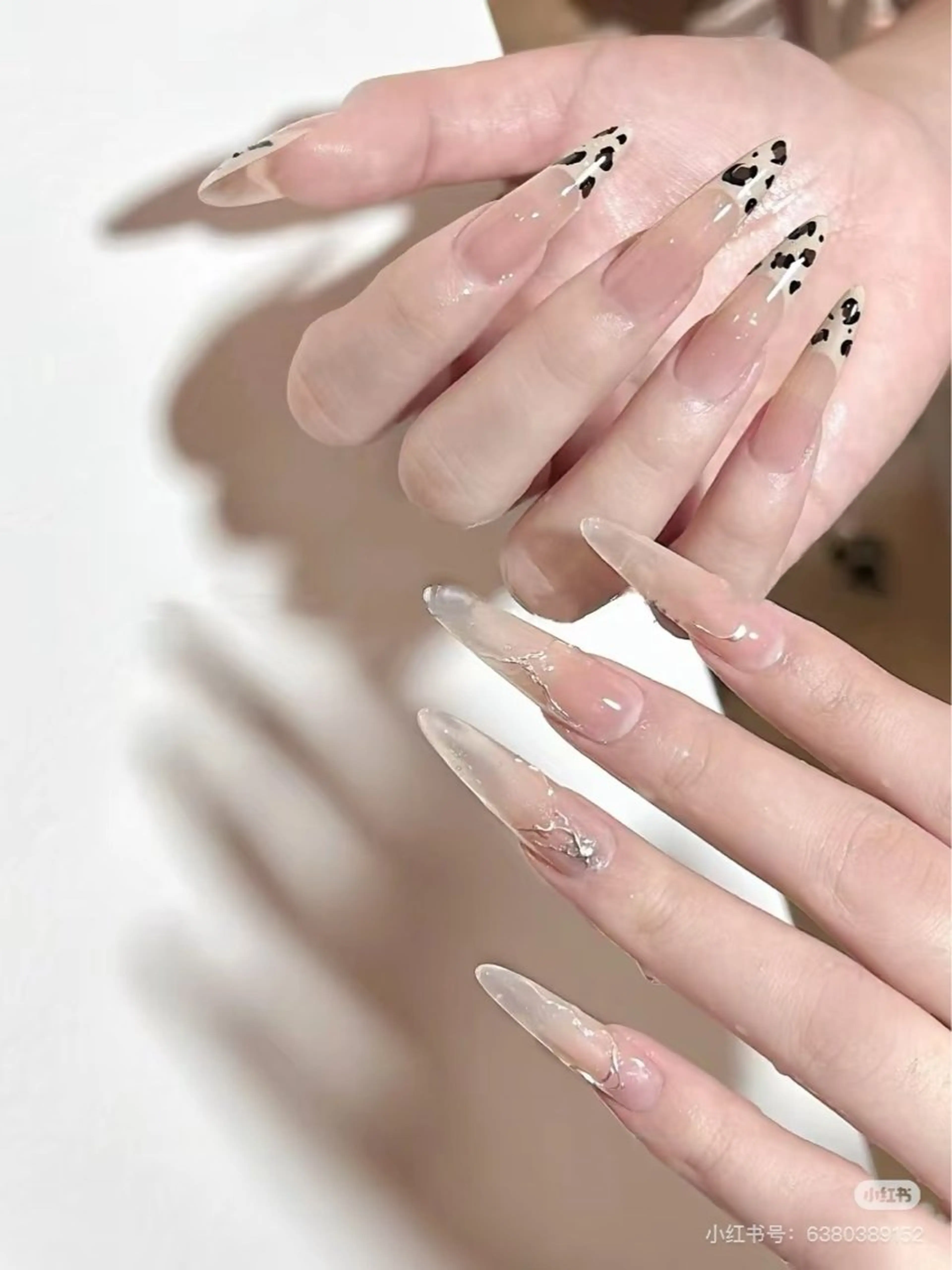 ネイル 成人式 ジェルネイル ロングネイル マグネットネイル 大理石ネイル(マーブル) ハンドネイル MoMoA Nail ネイル長さ出し専門店のネイルデザイン