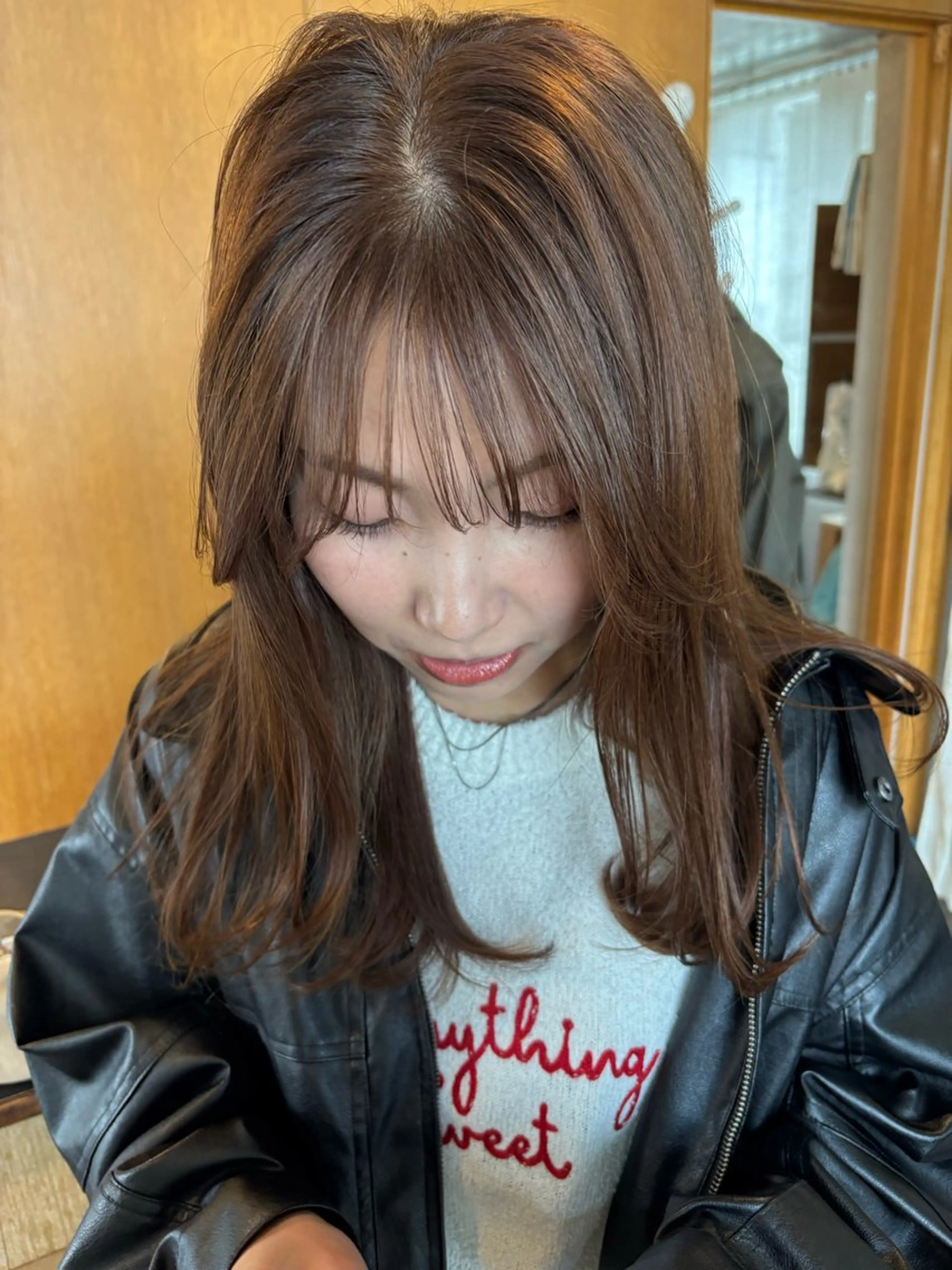 ロング カラー ベージュカラー 大林 エリコのヘアスタイル