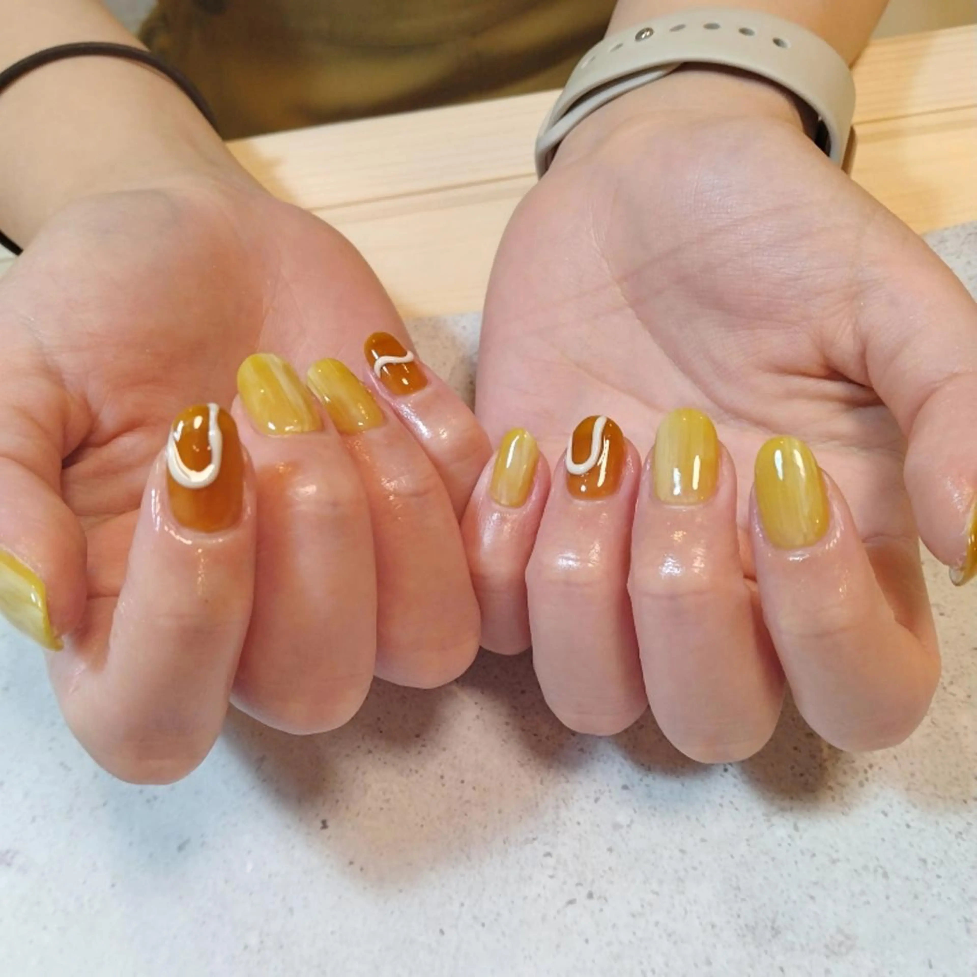 ネイル 氷ネイル・うるうるネイル ニュアンスネイル ぷっくりネイル シンプルネイル 春ネイル Nailsalon manoのネイルデザイン