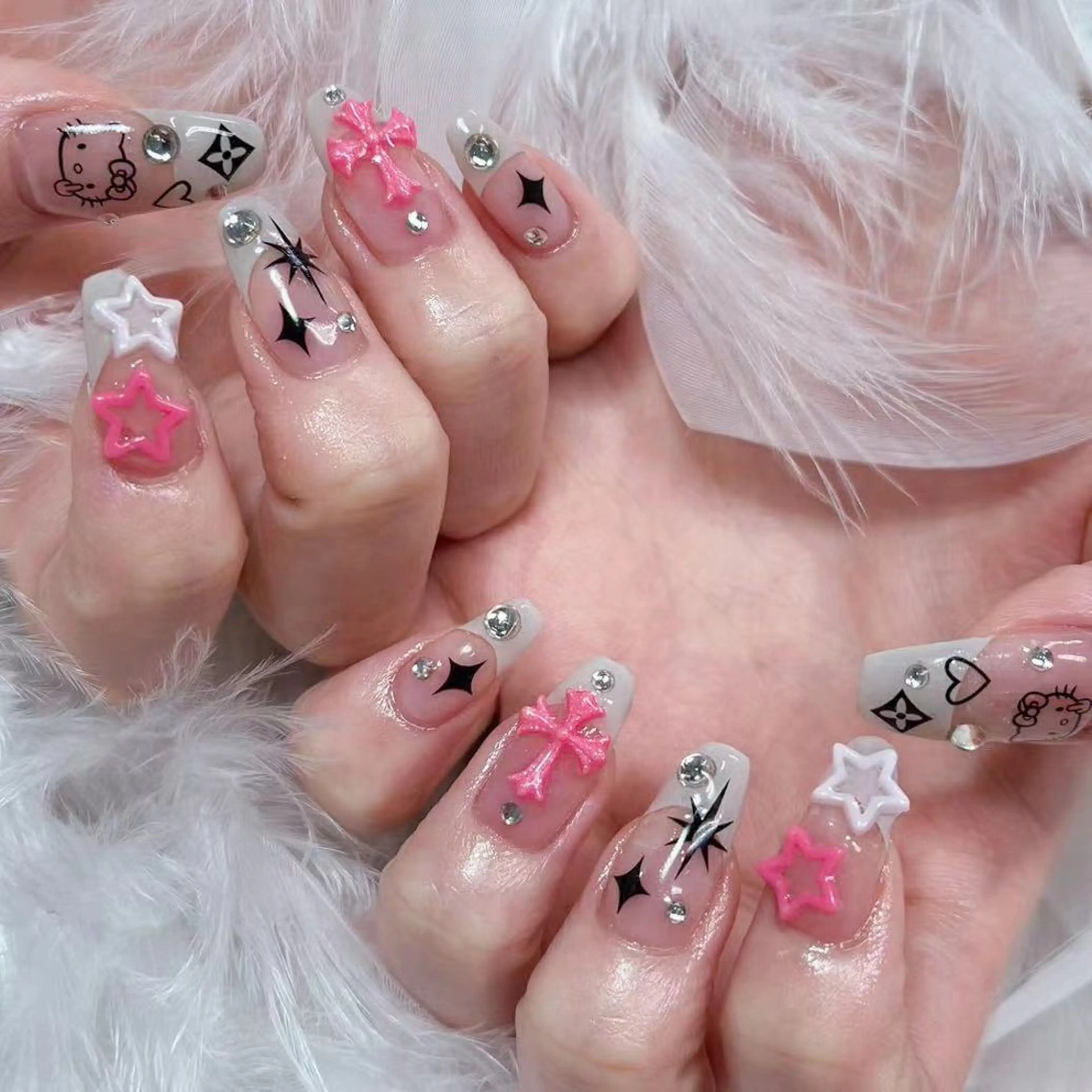 ネイル ハンドネイル DIAMOND Nail🥇のネイルデザイン