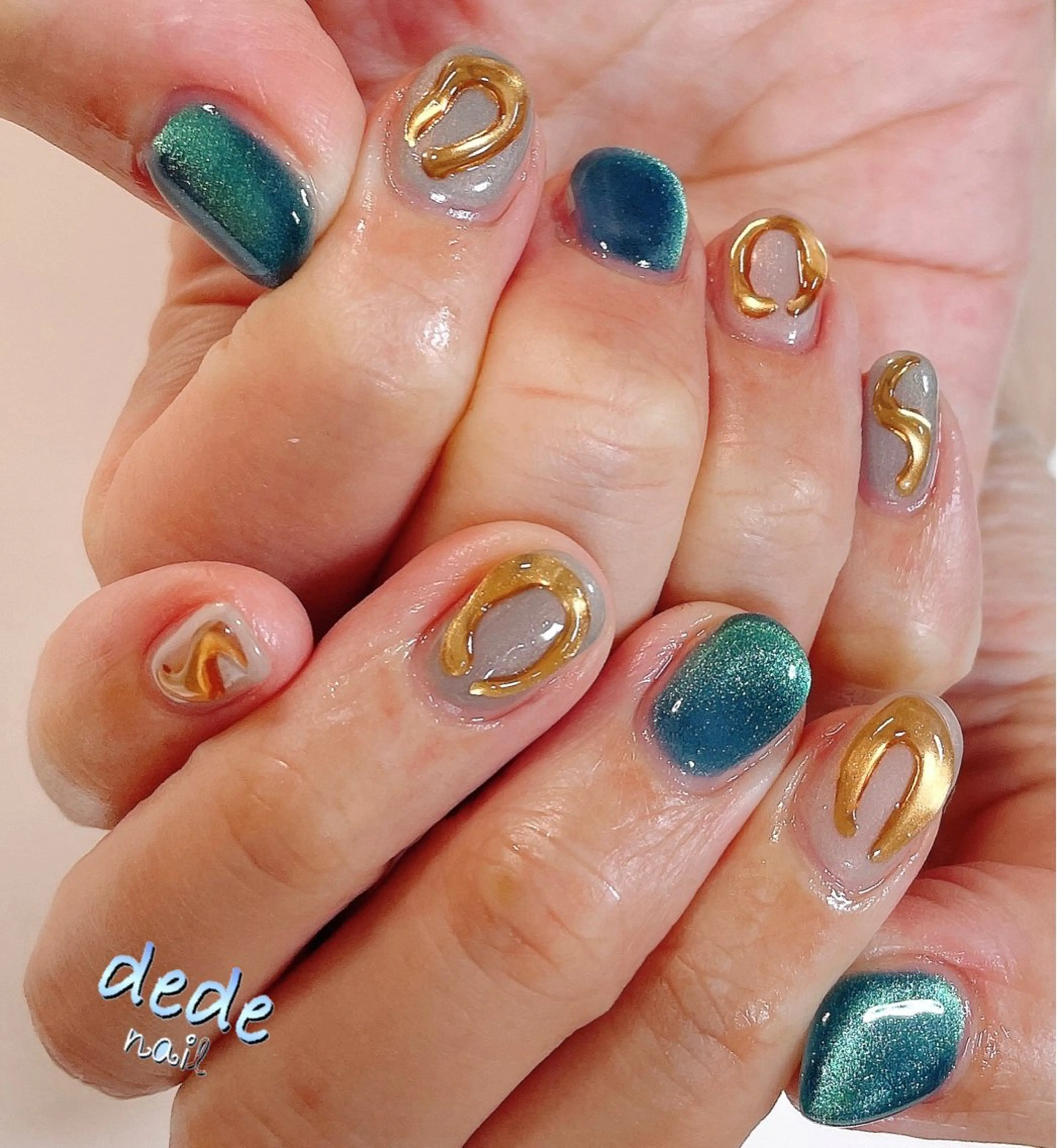 ミディアム ネイルサロン dede所属・ネイルサロン dedeのネイルデザイン