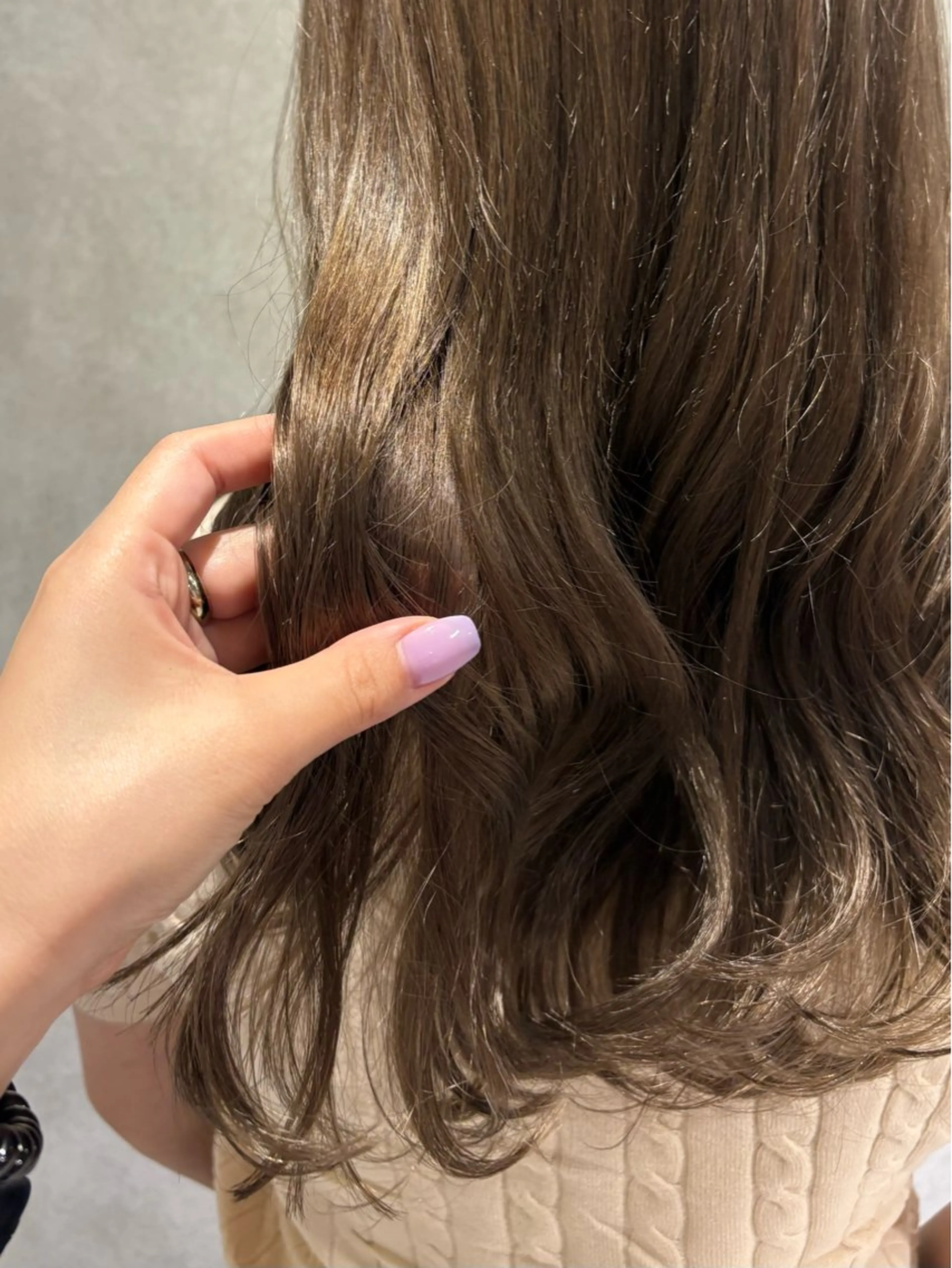 セミロング カラー 透明感カラー ヘアカラー トリートメント yumemiレイヤー ‎✴︎ 透明感カラーのヘアスタイル