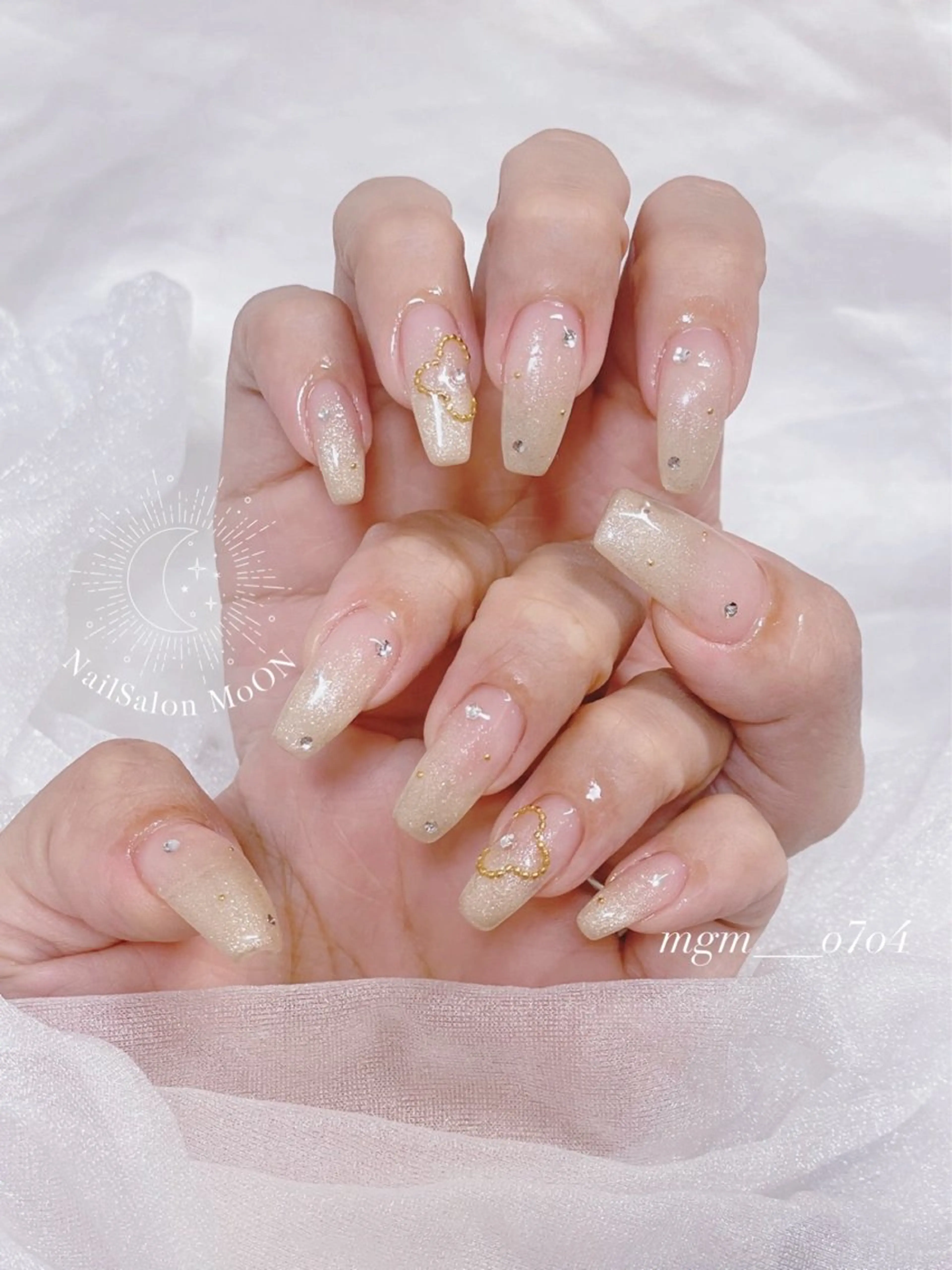 ハンドネイル ハンドケア MoON...❤︎ MeGuのネイルデザイン