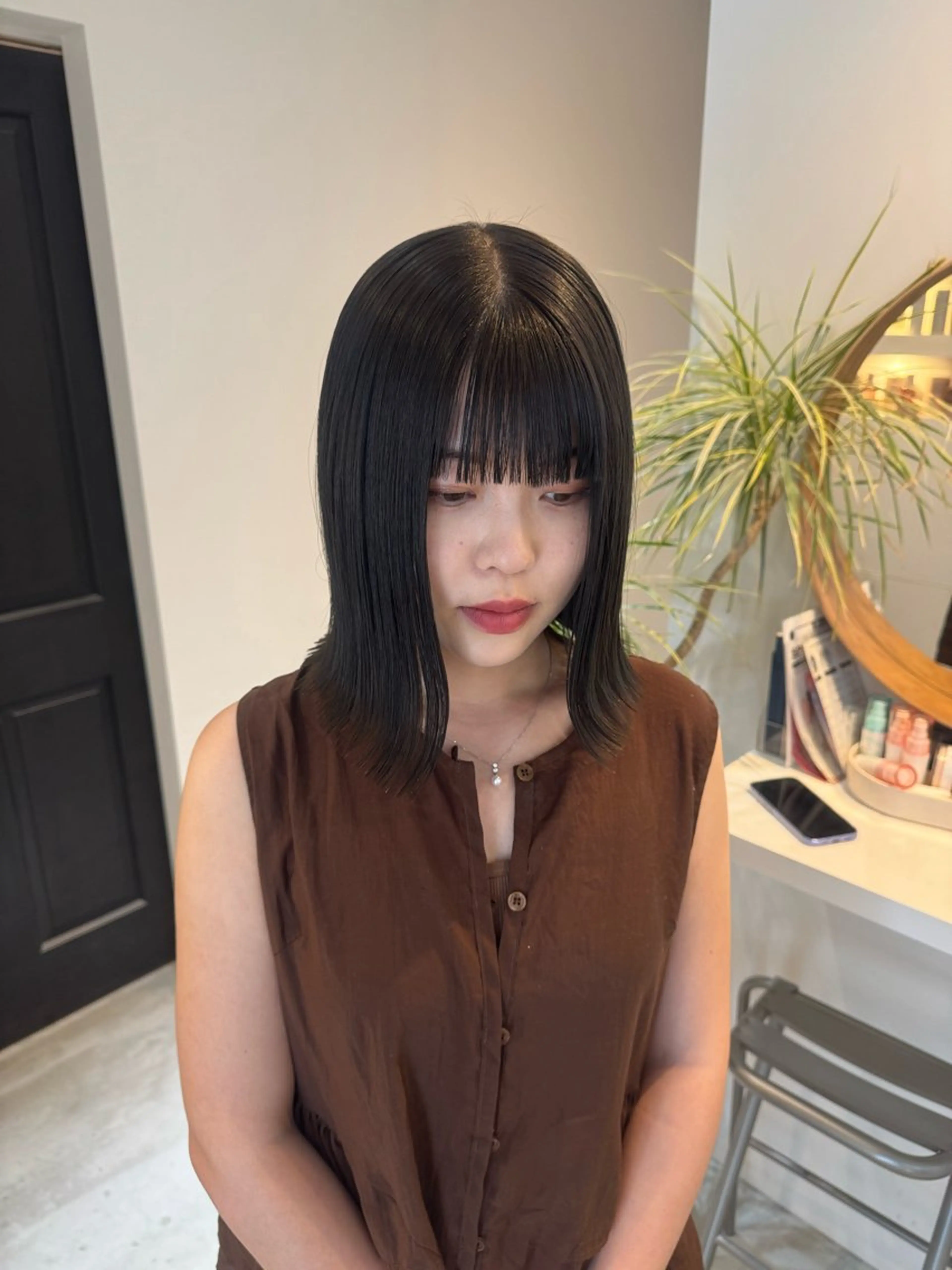 ミディアム ボブ カット ヘアカラー トリートメント ALLYS 渋谷店所属・最高級の艶のある カラーmei🎨のヘアスタイル