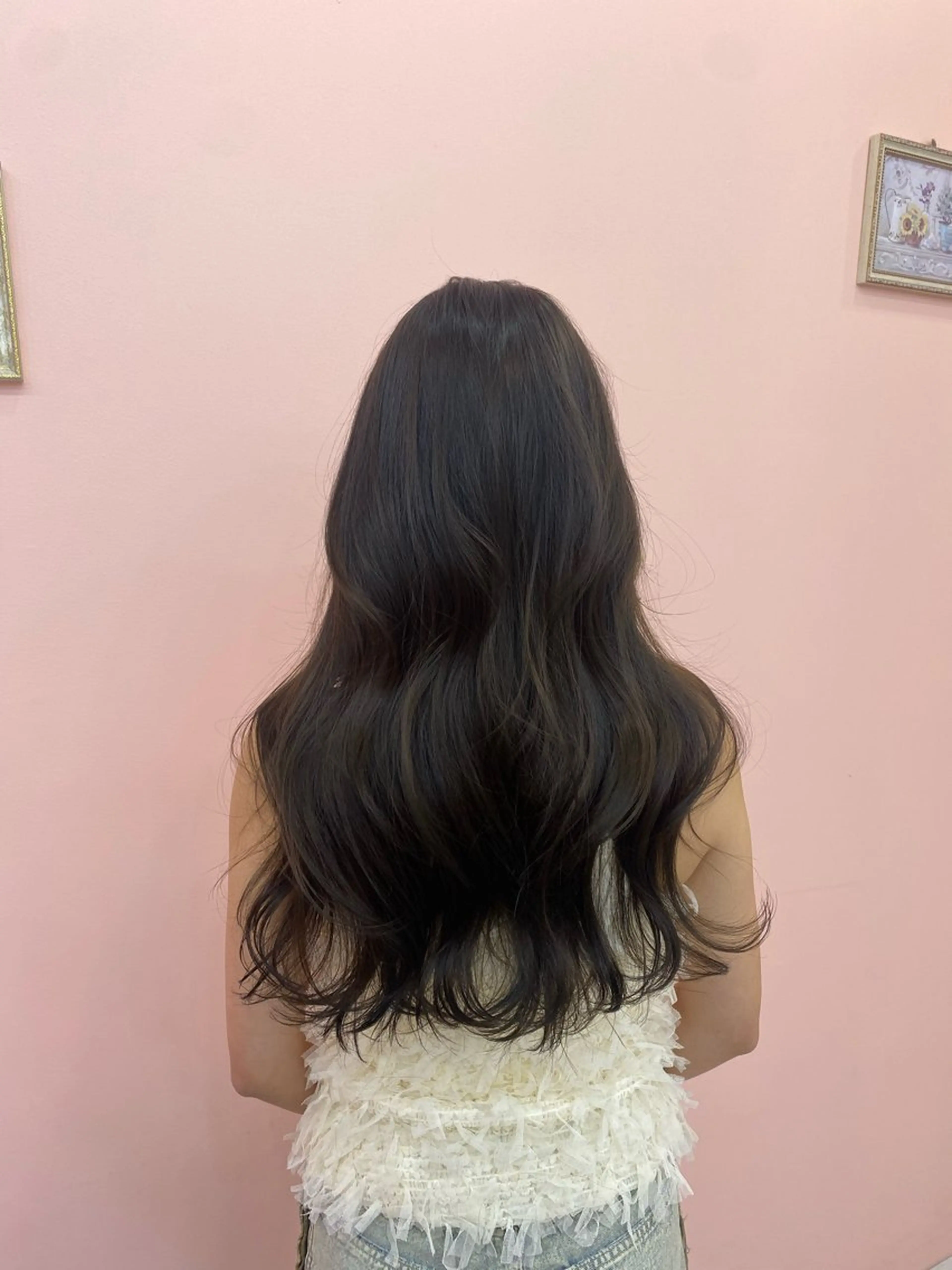 カラー マイカ 🤍のヘアスタイル