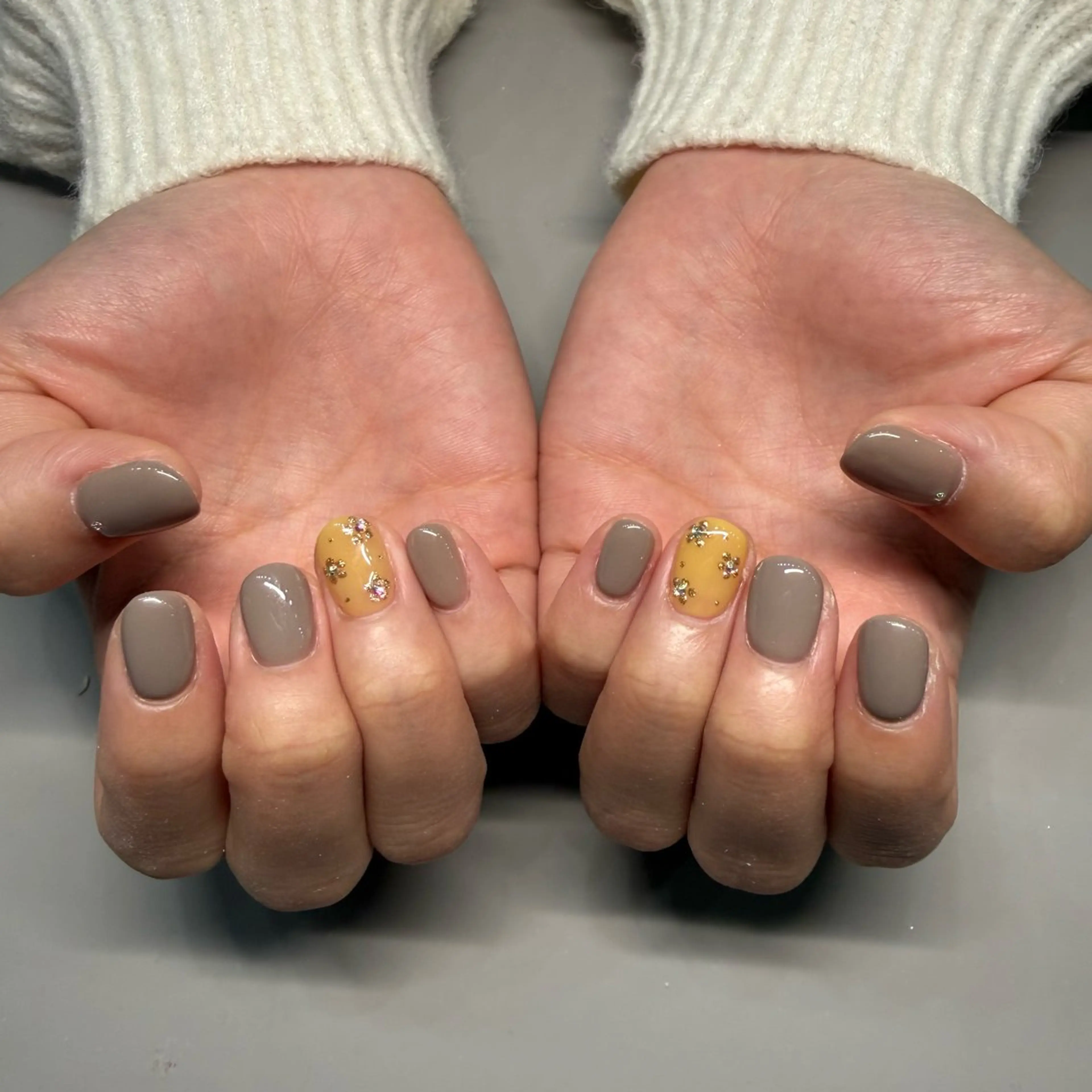 ネイル ハンドネイル nail salon TOIRO muromi所属・黒岩 歩美のネイルデザイン