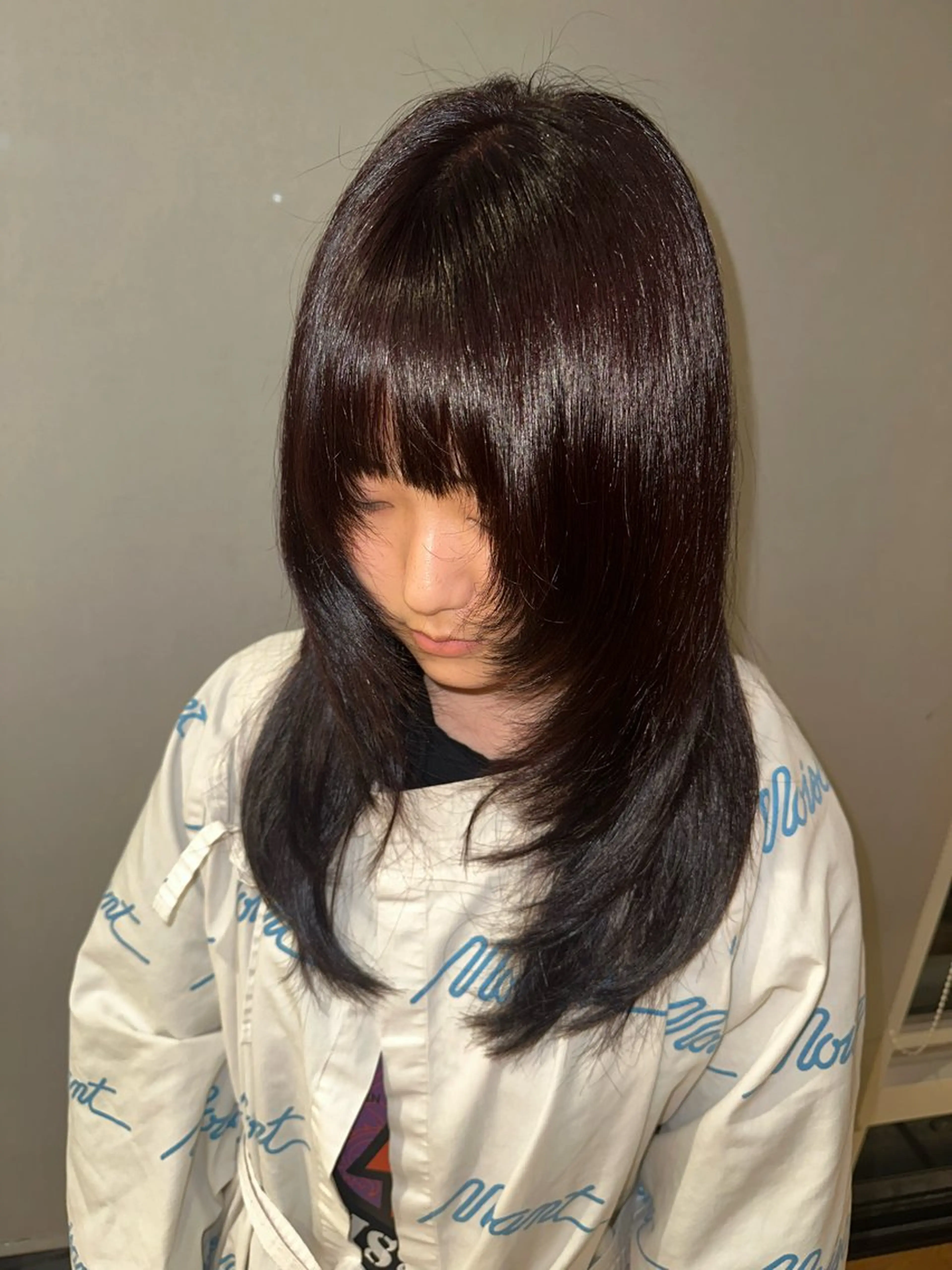 ロング カラー レイヤーカット 谷山 葵のヘアスタイル