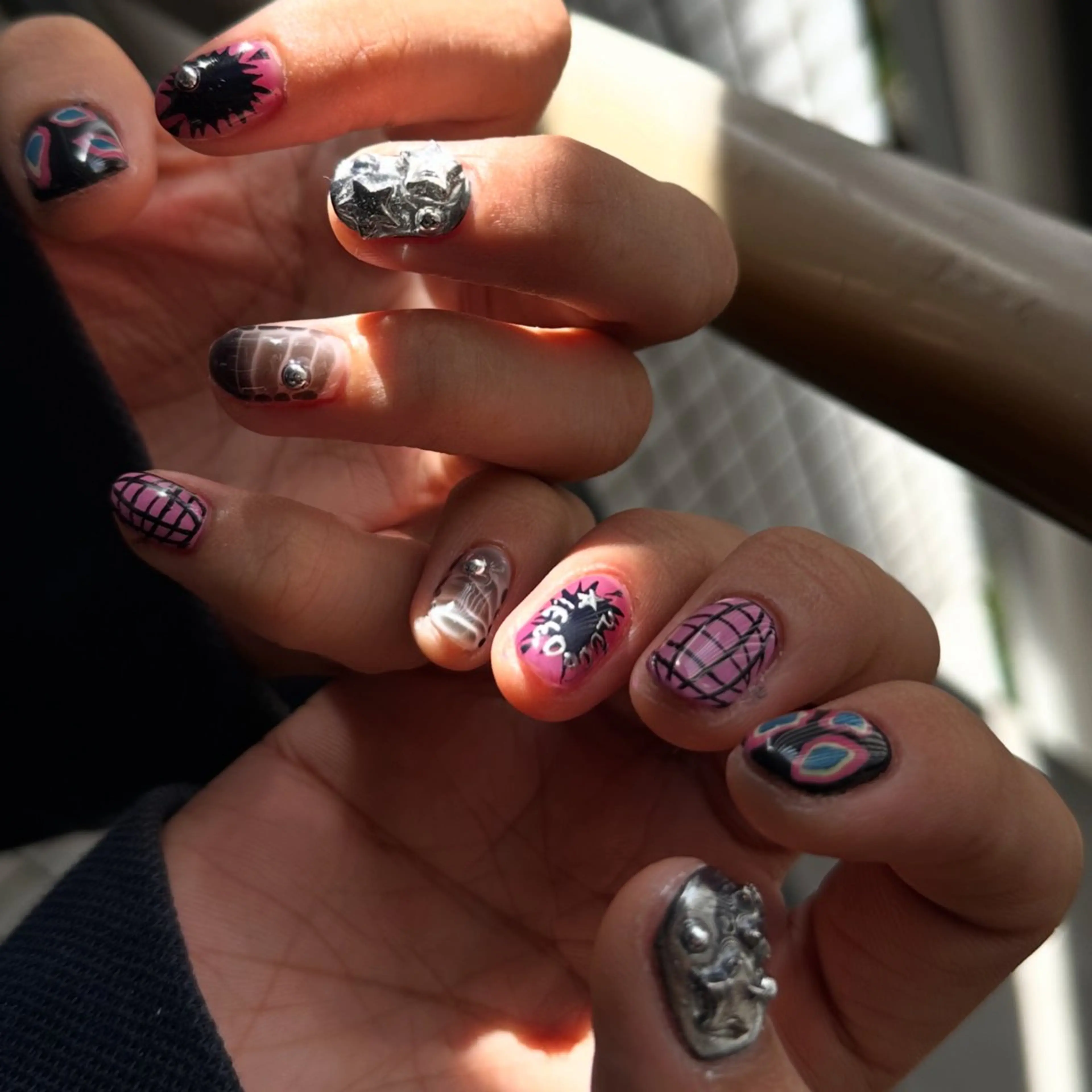 ネイル ハンドネイル フットネイル YukaRyu /個性派デザインのネイルデザイン