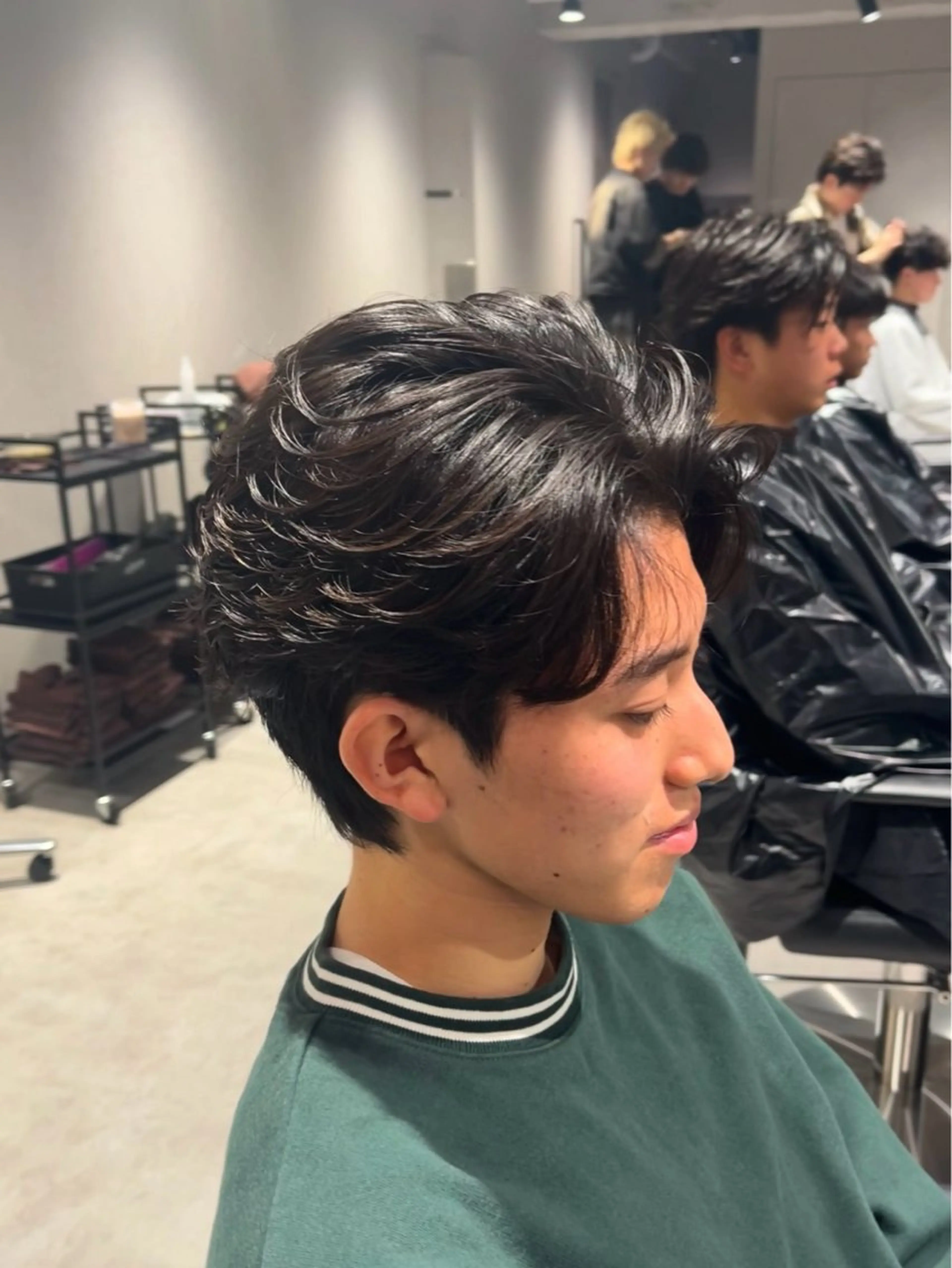 ショート カラー パーマ メンズ カット パーマ 【シャドウパーマ センターパート】義心のヘアスタイル