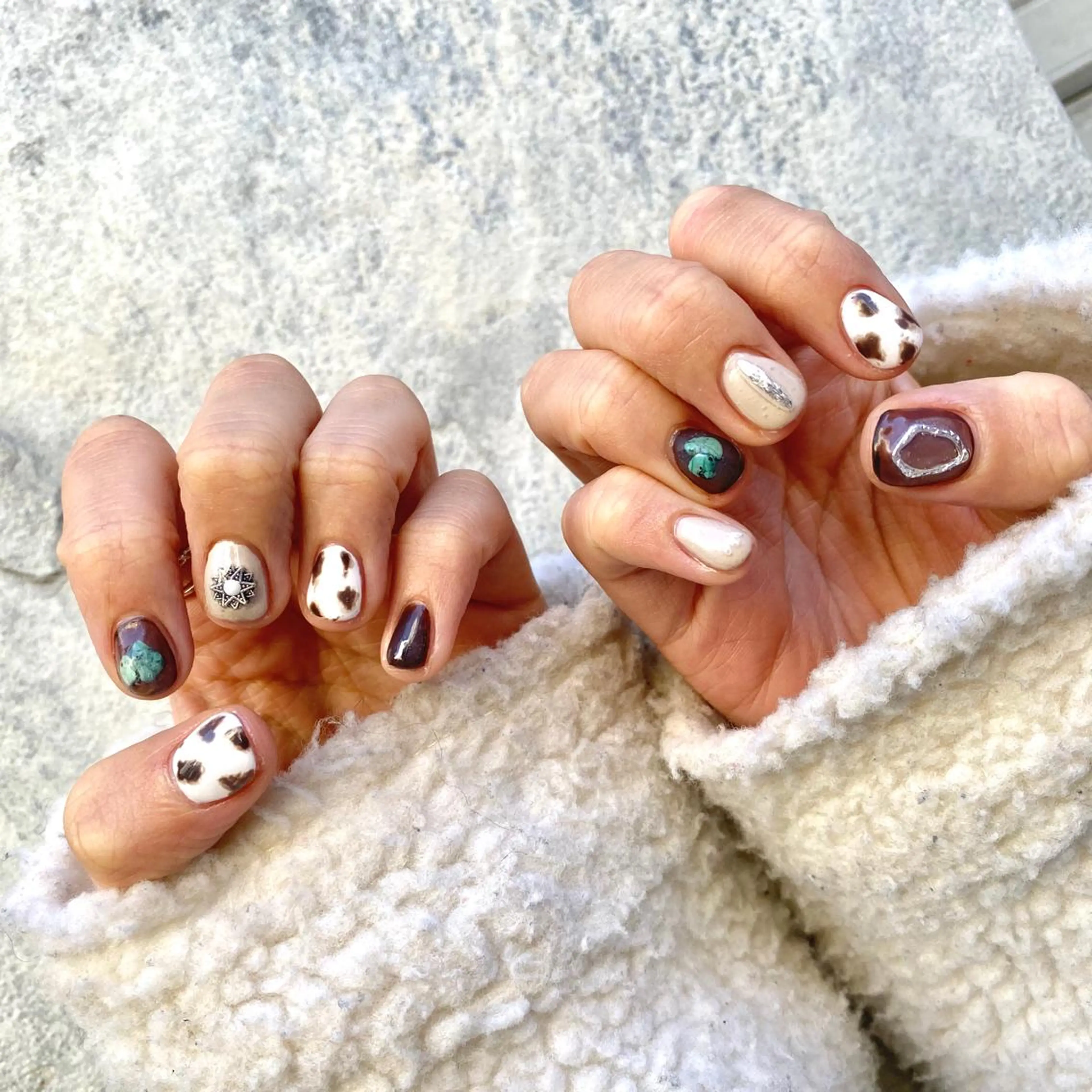 ネイル ブラウン ハンドネイル nable.所属・栗林 実莉のネイルデザイン