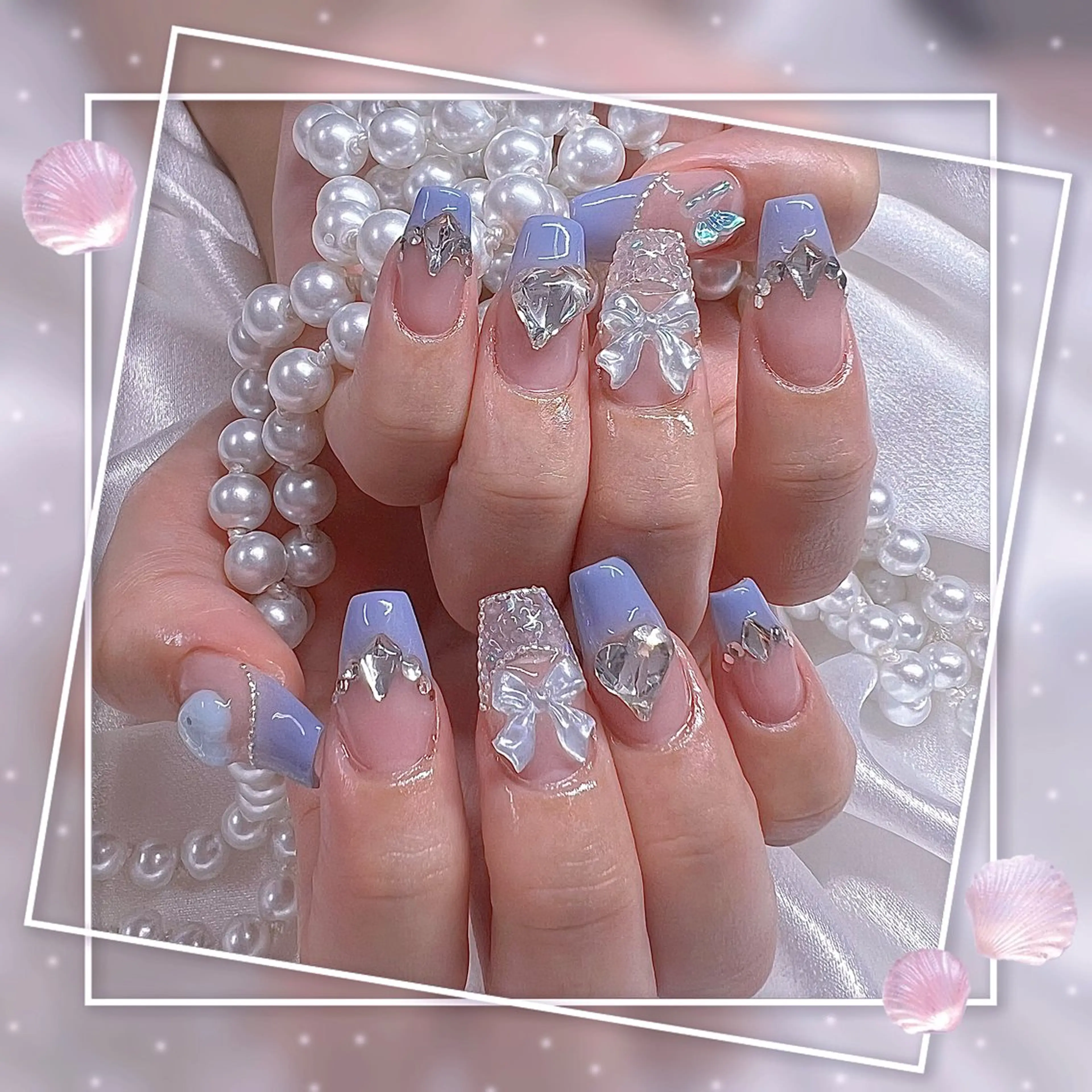 ネイル フレンチネイル グラデーション キラキラネイル 韓国ネイル マグネットネイル ハンドネイル ハンドケア Chill Nailsalonのネイルデザイン