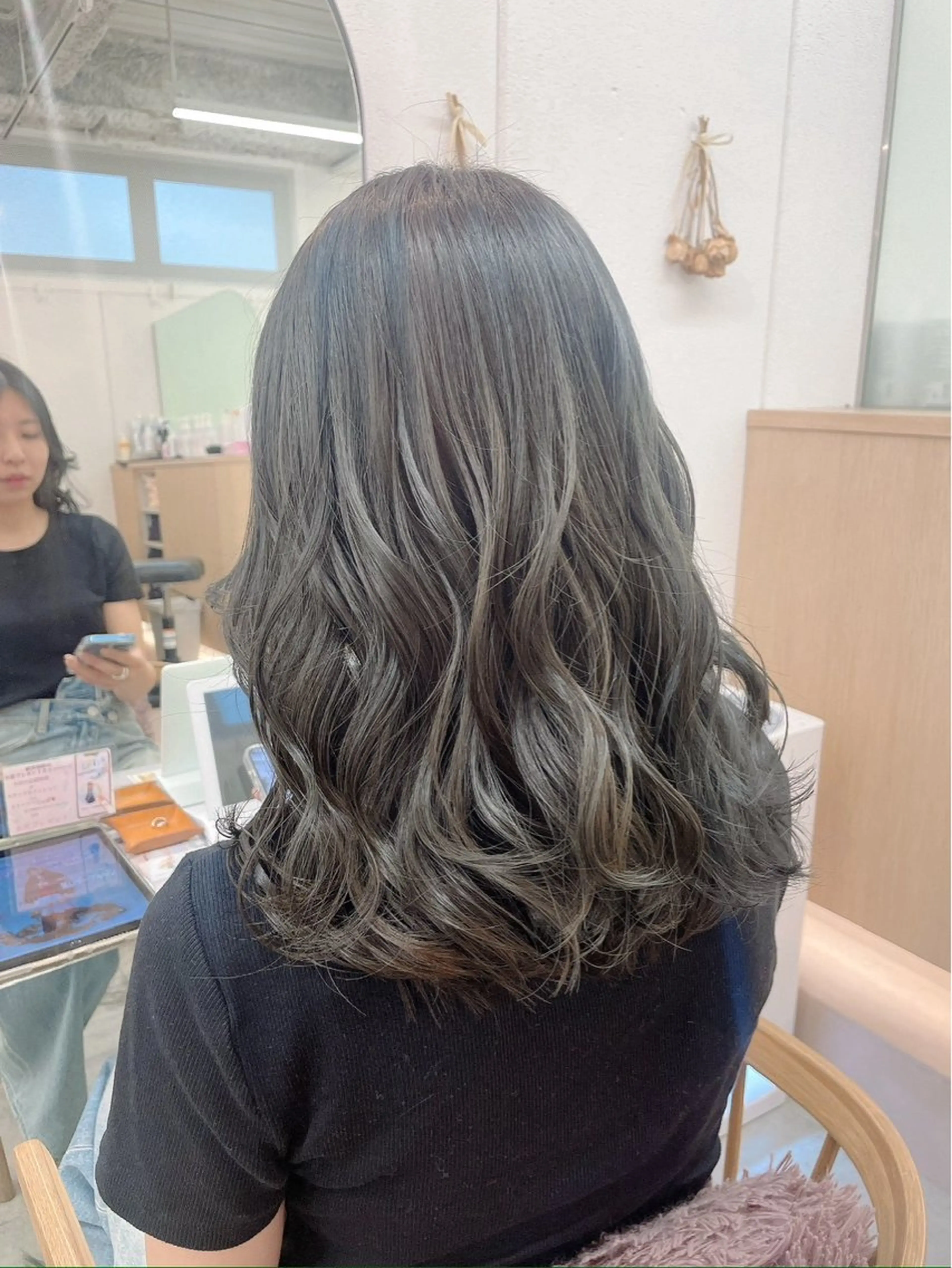 ロング カラー ヘアカラー 💐花屋併設💐 宮園　雛羽のヘアスタイル