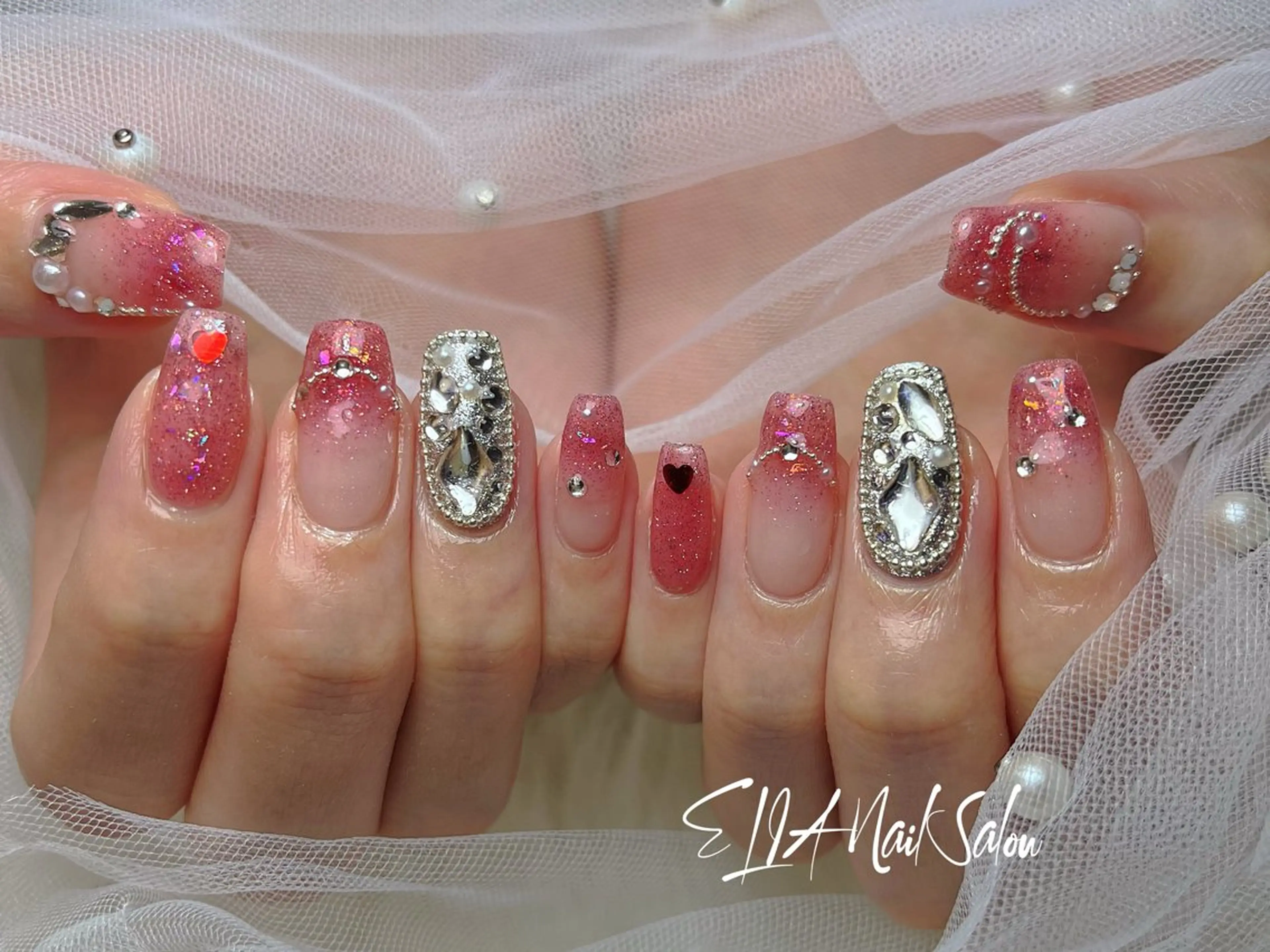 ミディアム cici nailのネイルデザイン