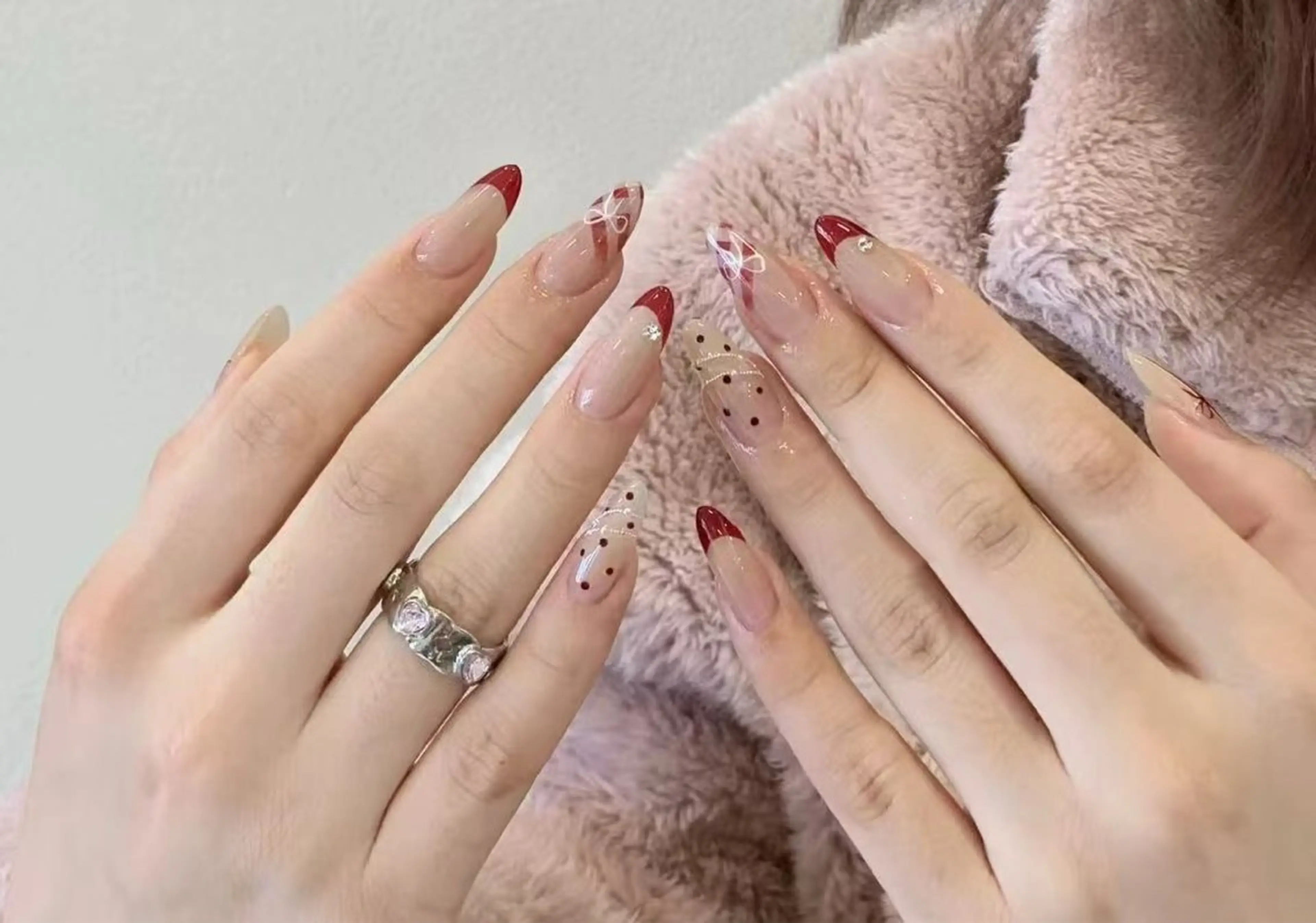 ネイル フラワーネイル フレンチネイル ジェルネイル ガラスフレンチ ハート ハンドネイル BabyYouMi nailのネイルデザイン