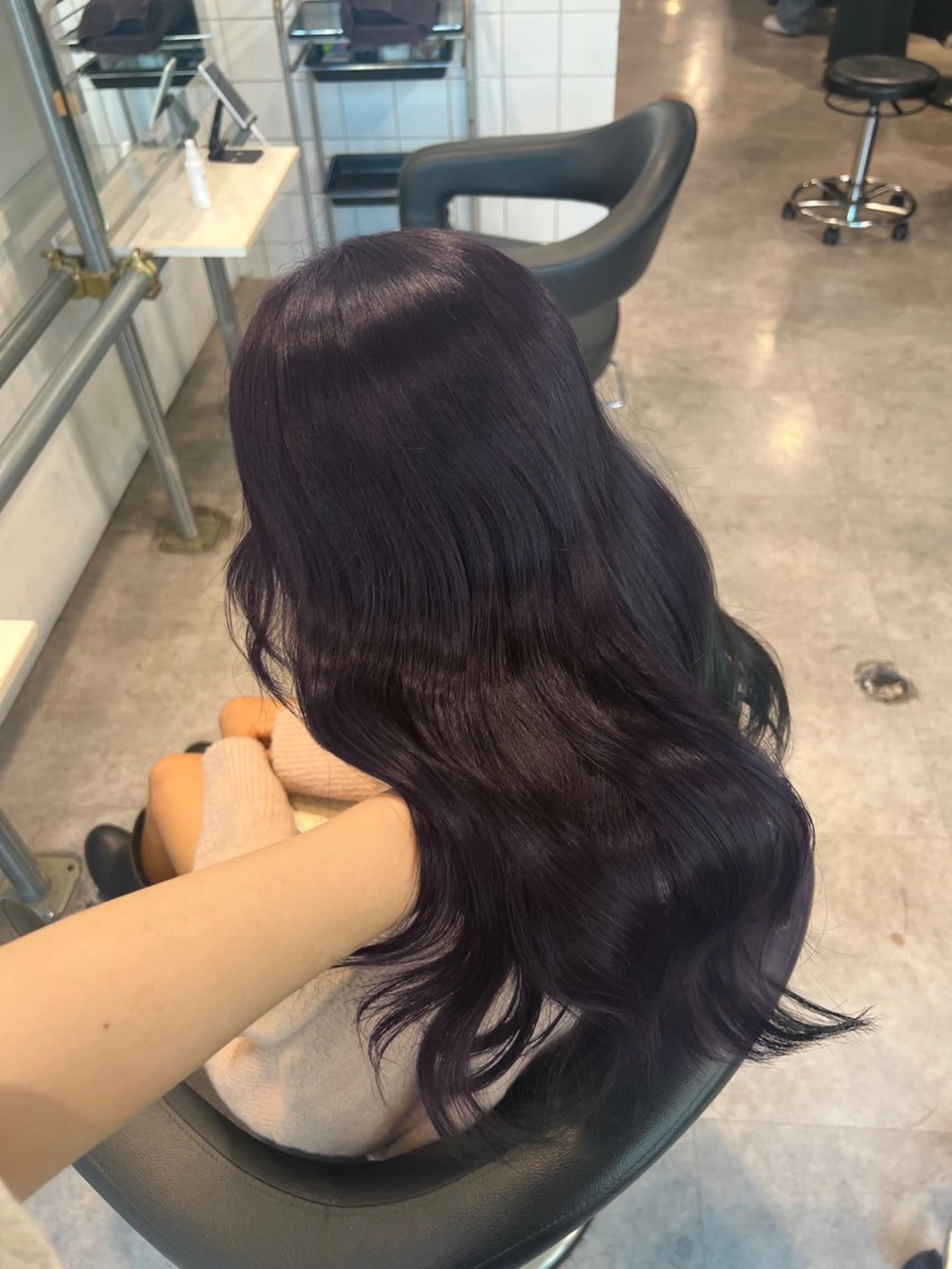 ロング カラー 透明感カラー ラベンダーカラー ヘアカラー トリートメント 暗髪🩶ラベンダー/ ブルー/ユウナ🤍のヘアスタイル