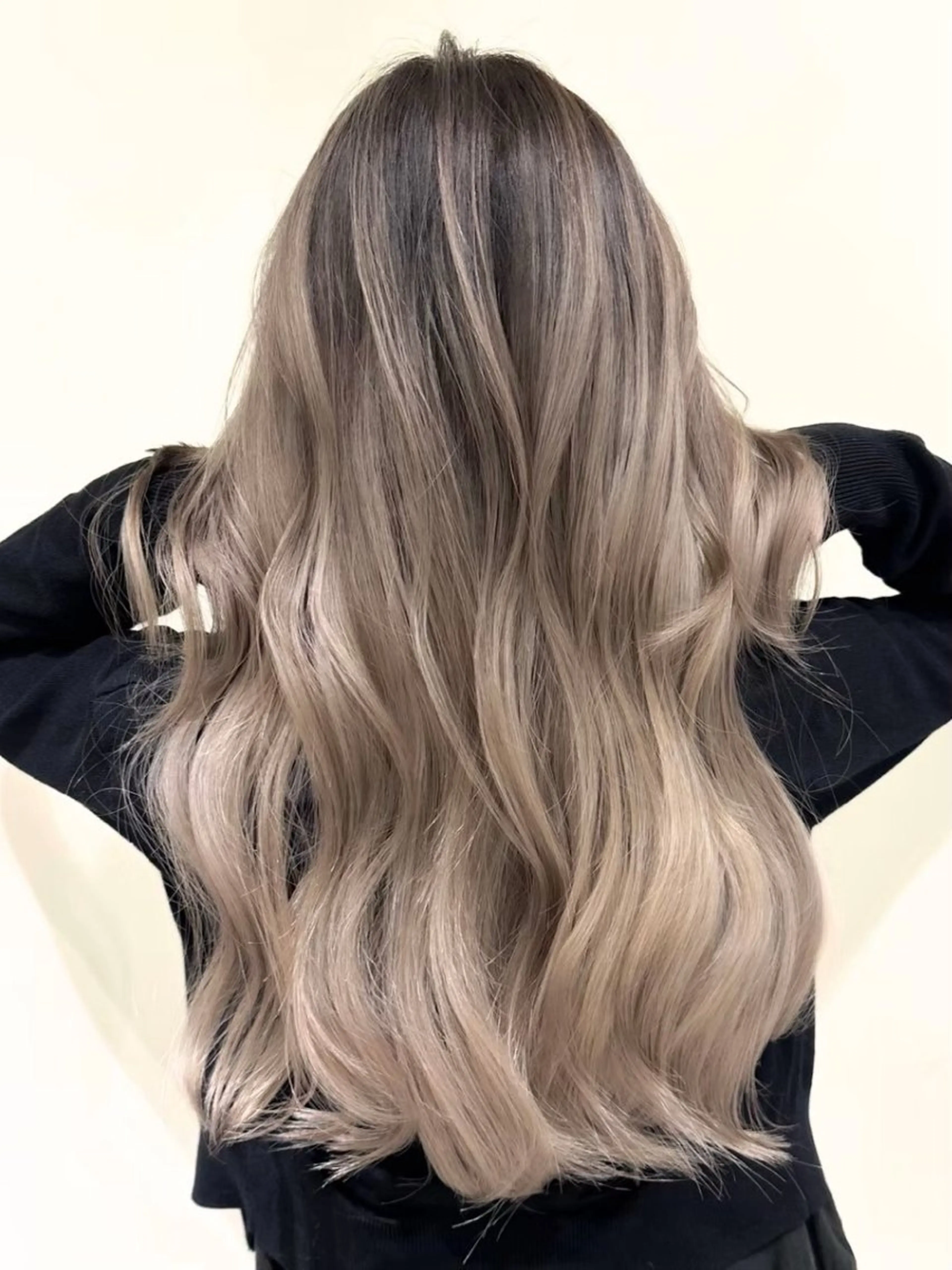 ロング カラー バレイヤージュ レイヤーカット JILBLAN福岡 Senriのヘアスタイル