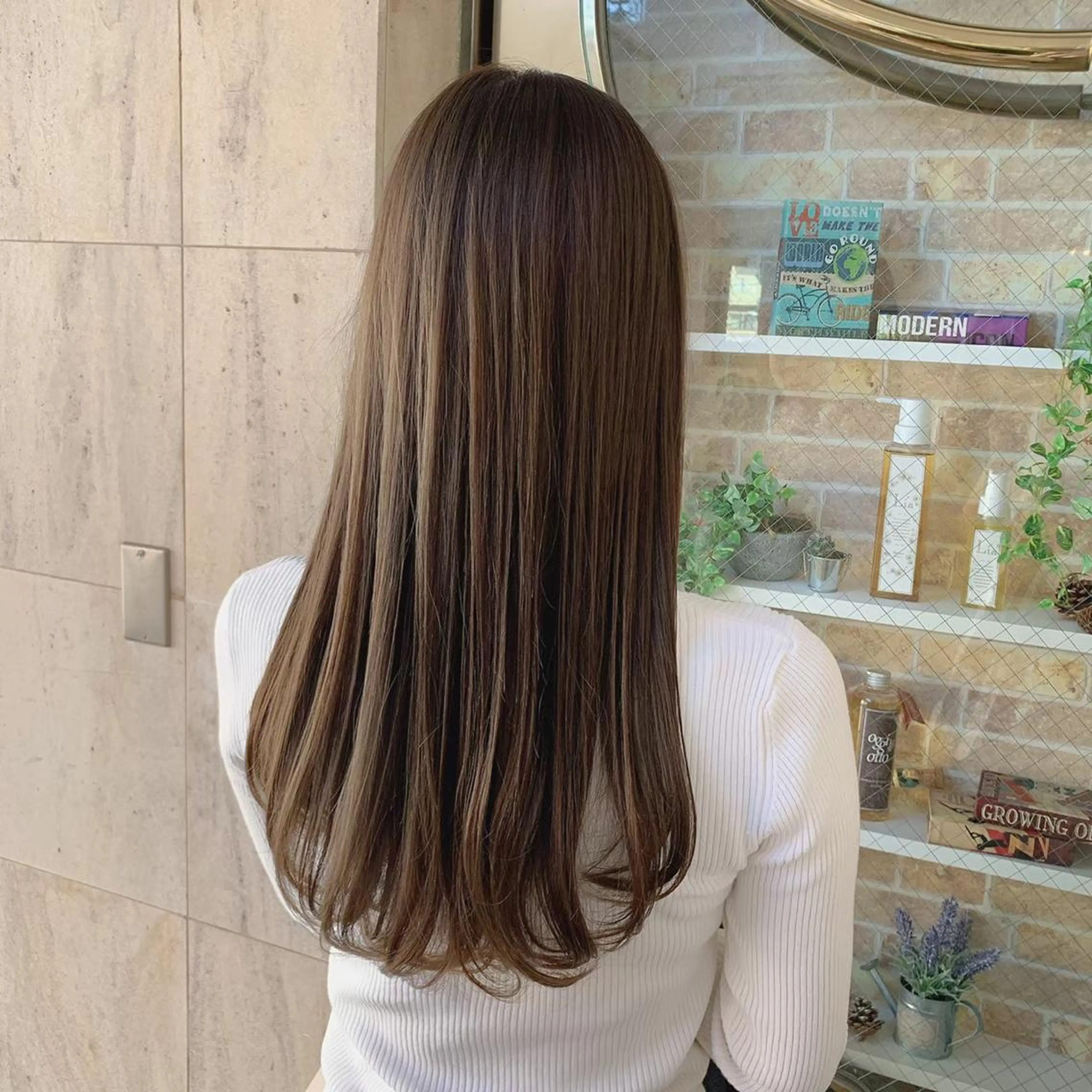 ロング カラー 透明感カラー ブリーチなし✨艶髪 カラー𓃲YAGIのヘアスタイル