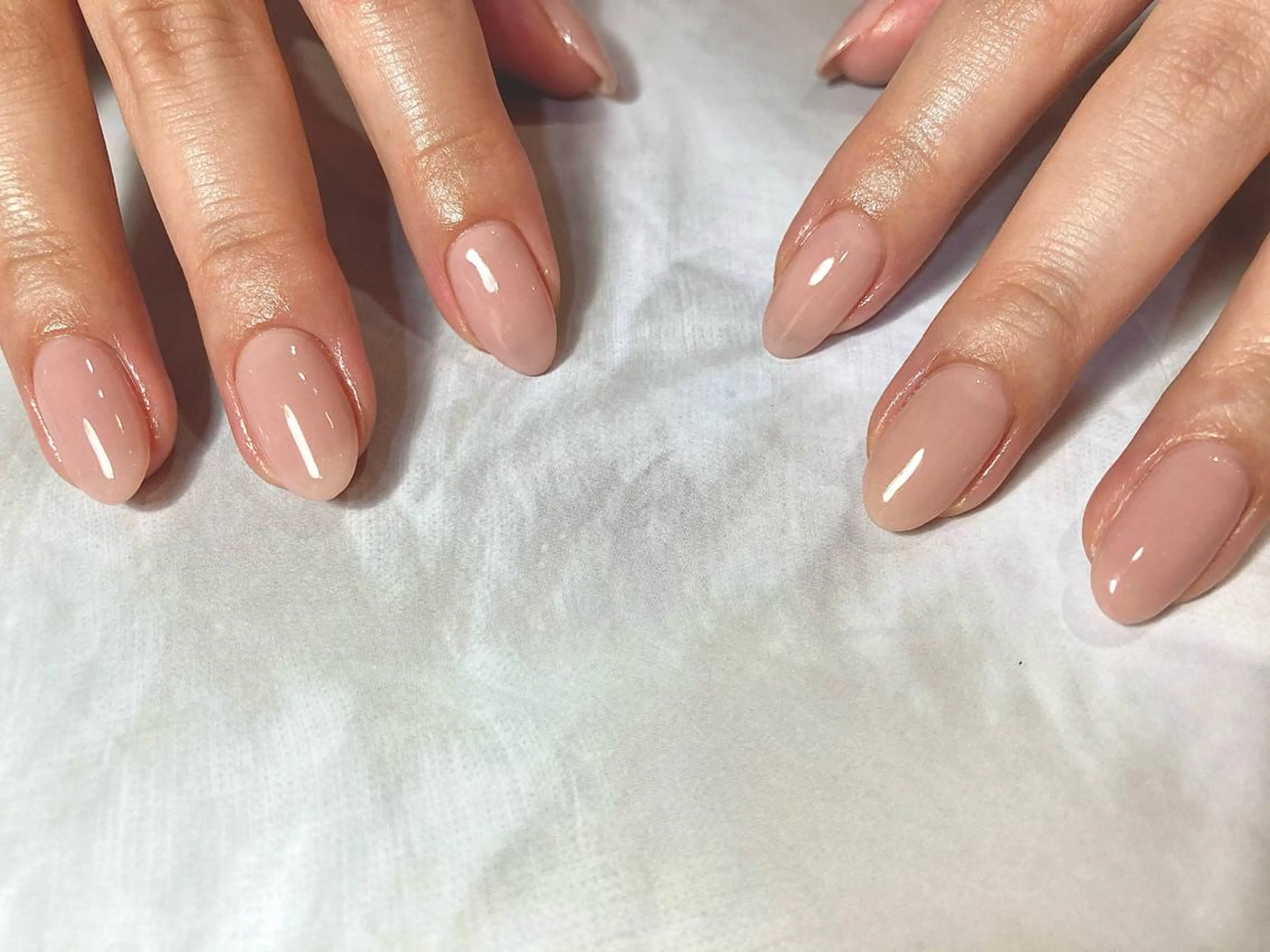 ショート カラー ネイル マツエク・マツパ ハンドネイル illum hicariのネイルデザイン