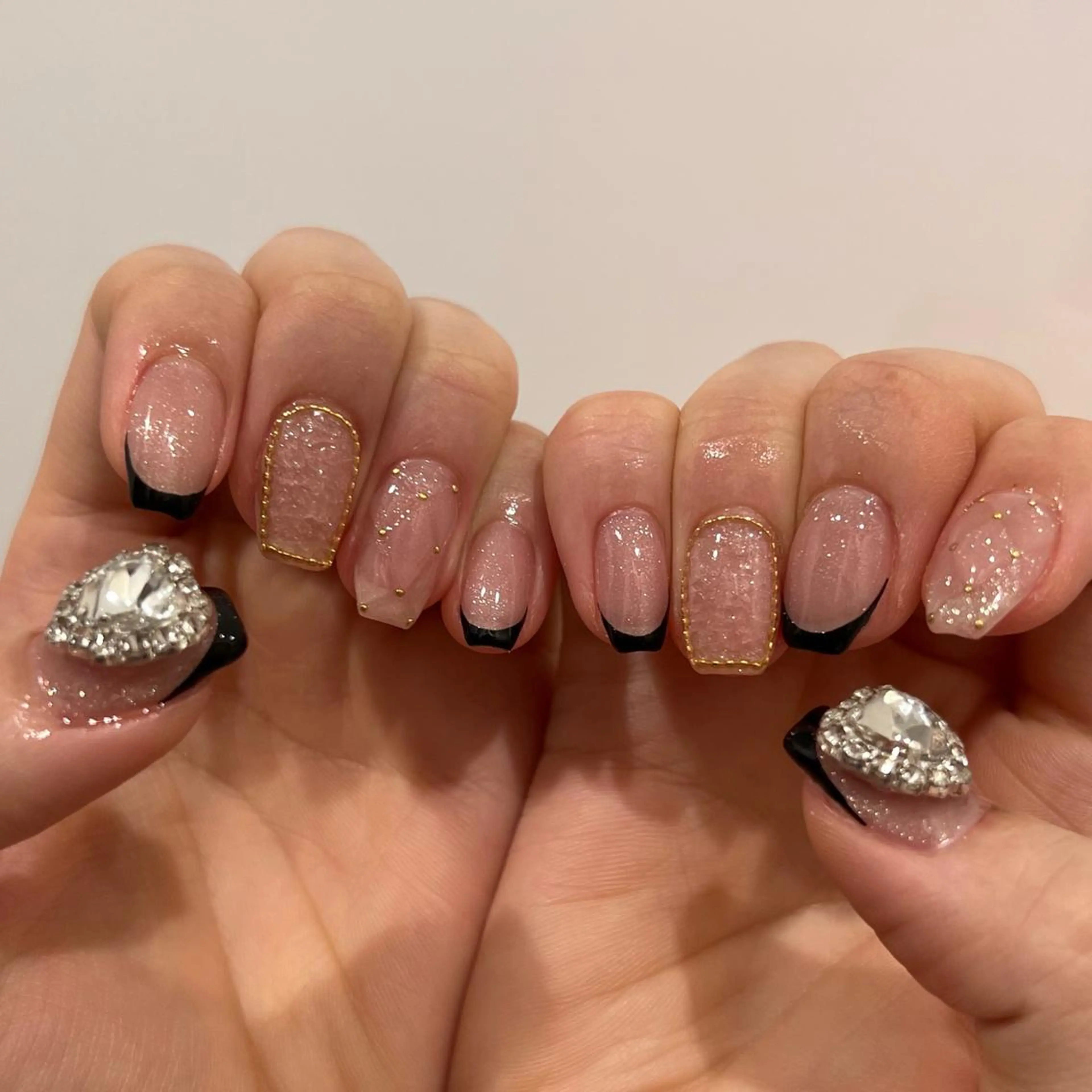 ネイル 黒葛原 めぐみのネイルデザイン