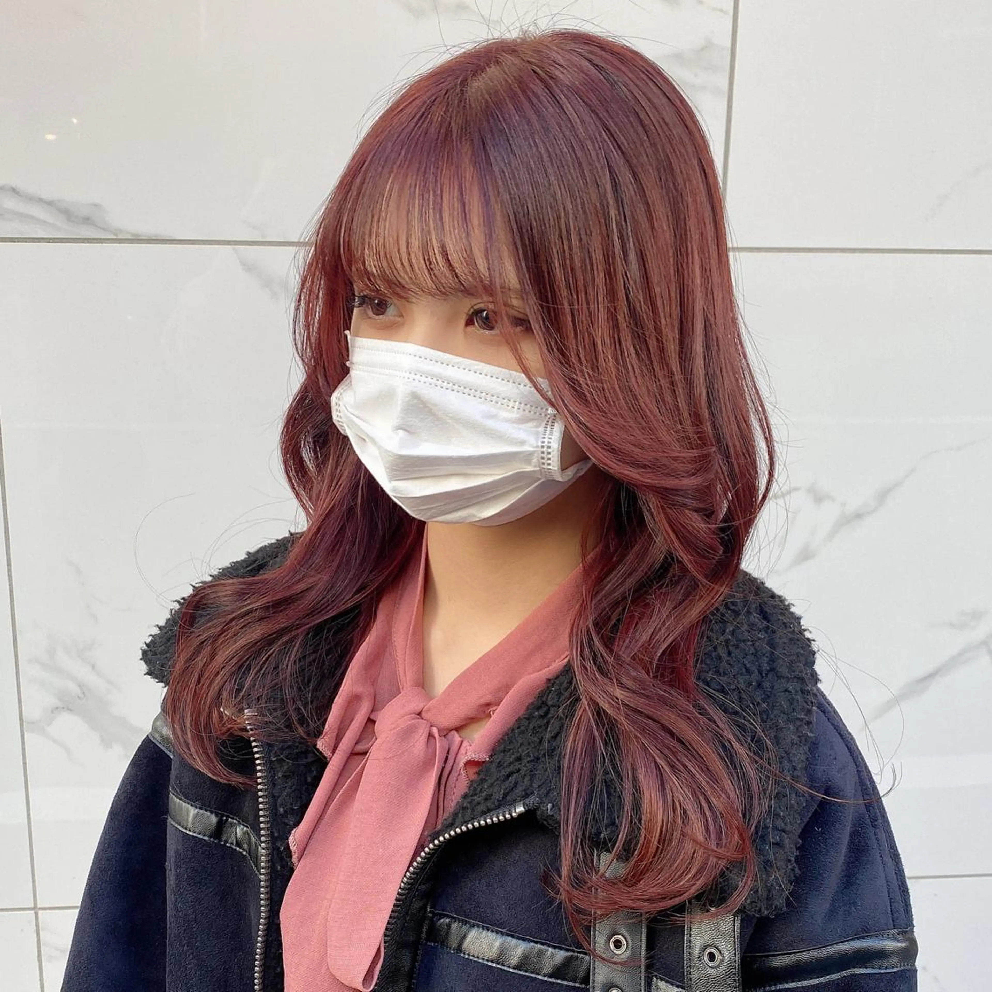 ロング カラー ヘアアレンジ ブリーチ カシス ダブルカラー ブリーチなしカラー ピンクカラー youres hair東新宿店所属・新宿⌇韓国風ヘア ⌇透明感カラーのヘアスタイル