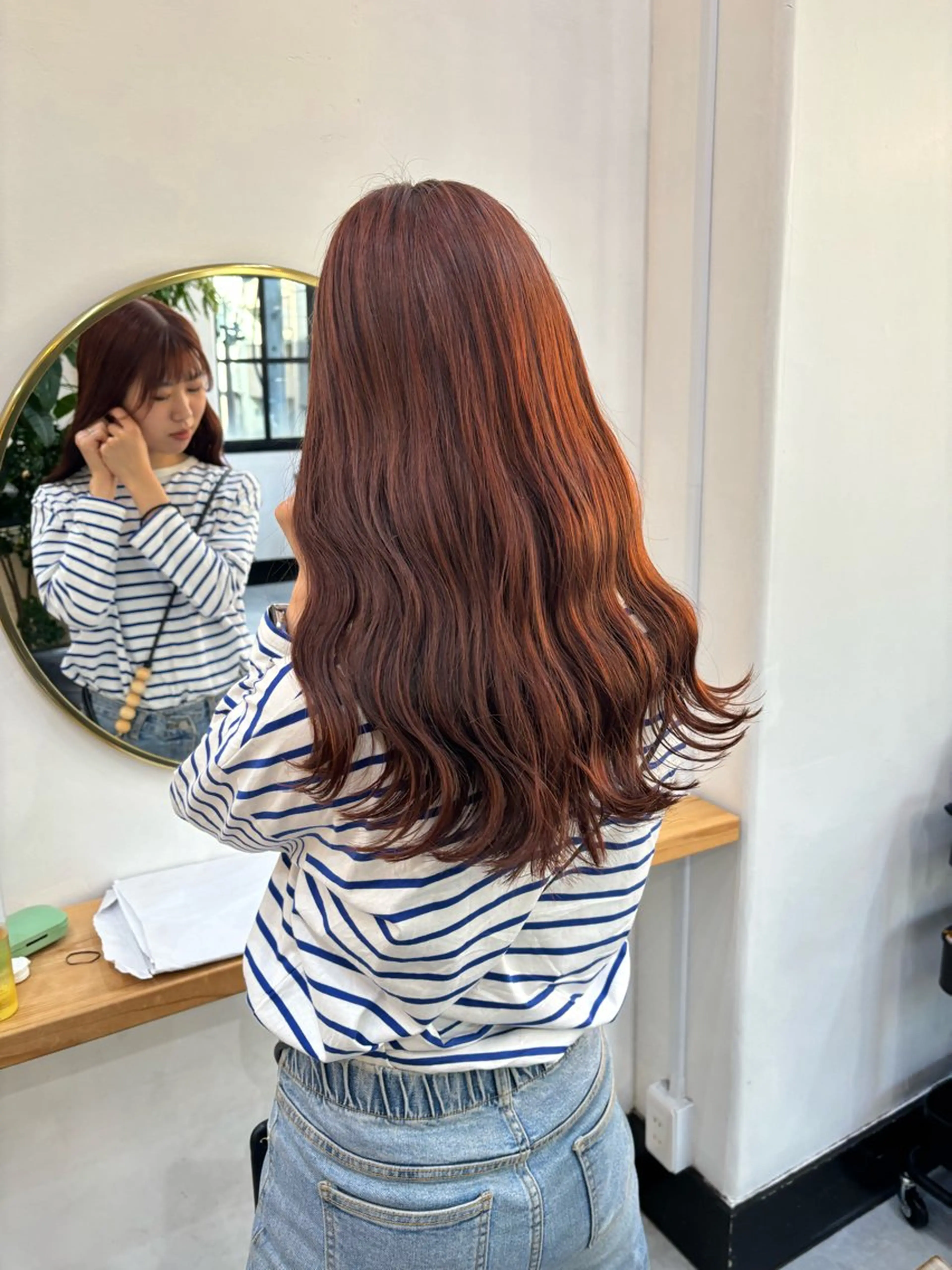 ロング カラー 高梨 菜々のヘアスタイル