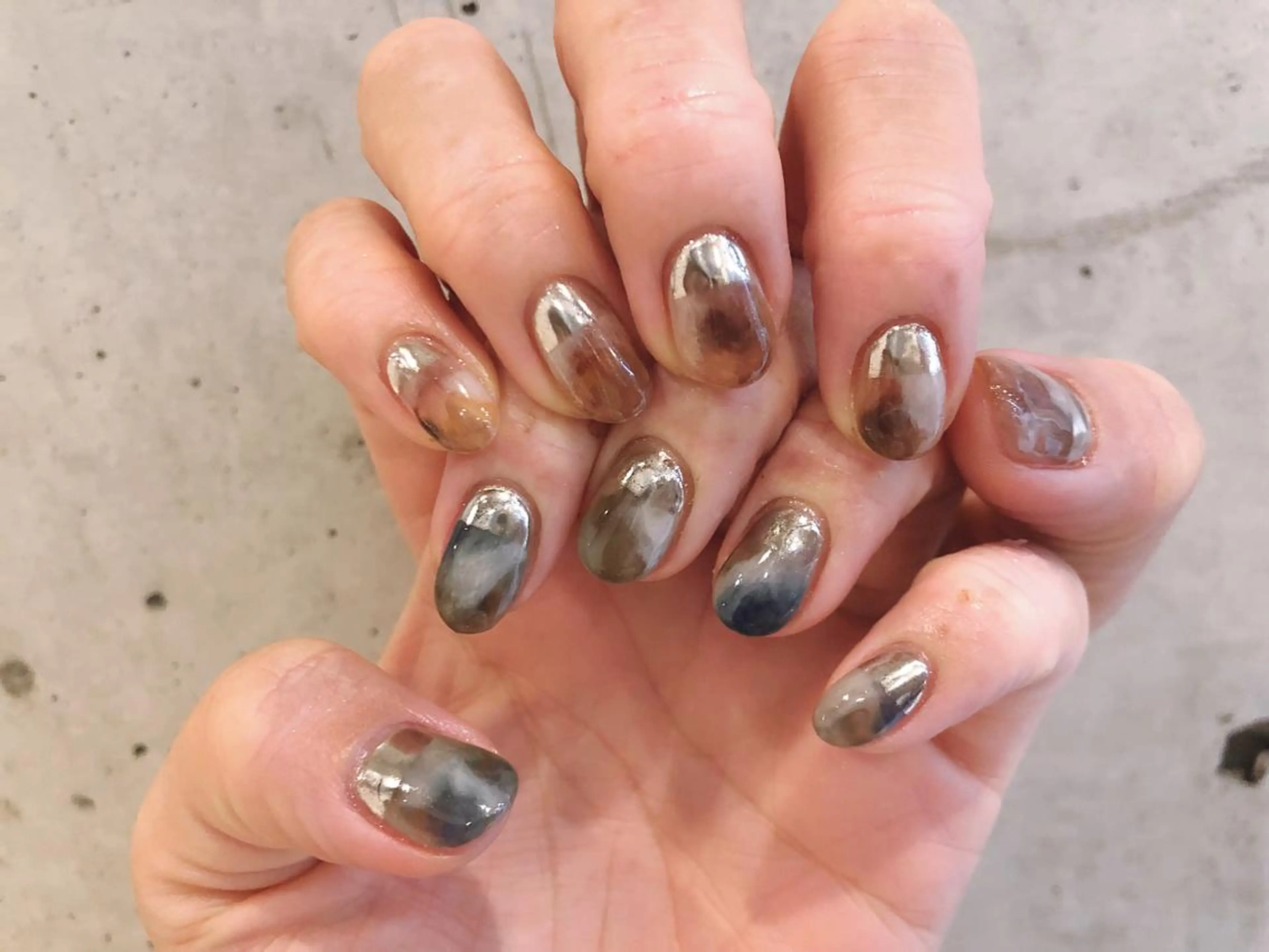 ショート カラー キッズ ネイル マツエク・マツパ ハンドネイル illum hicariのネイルデザイン