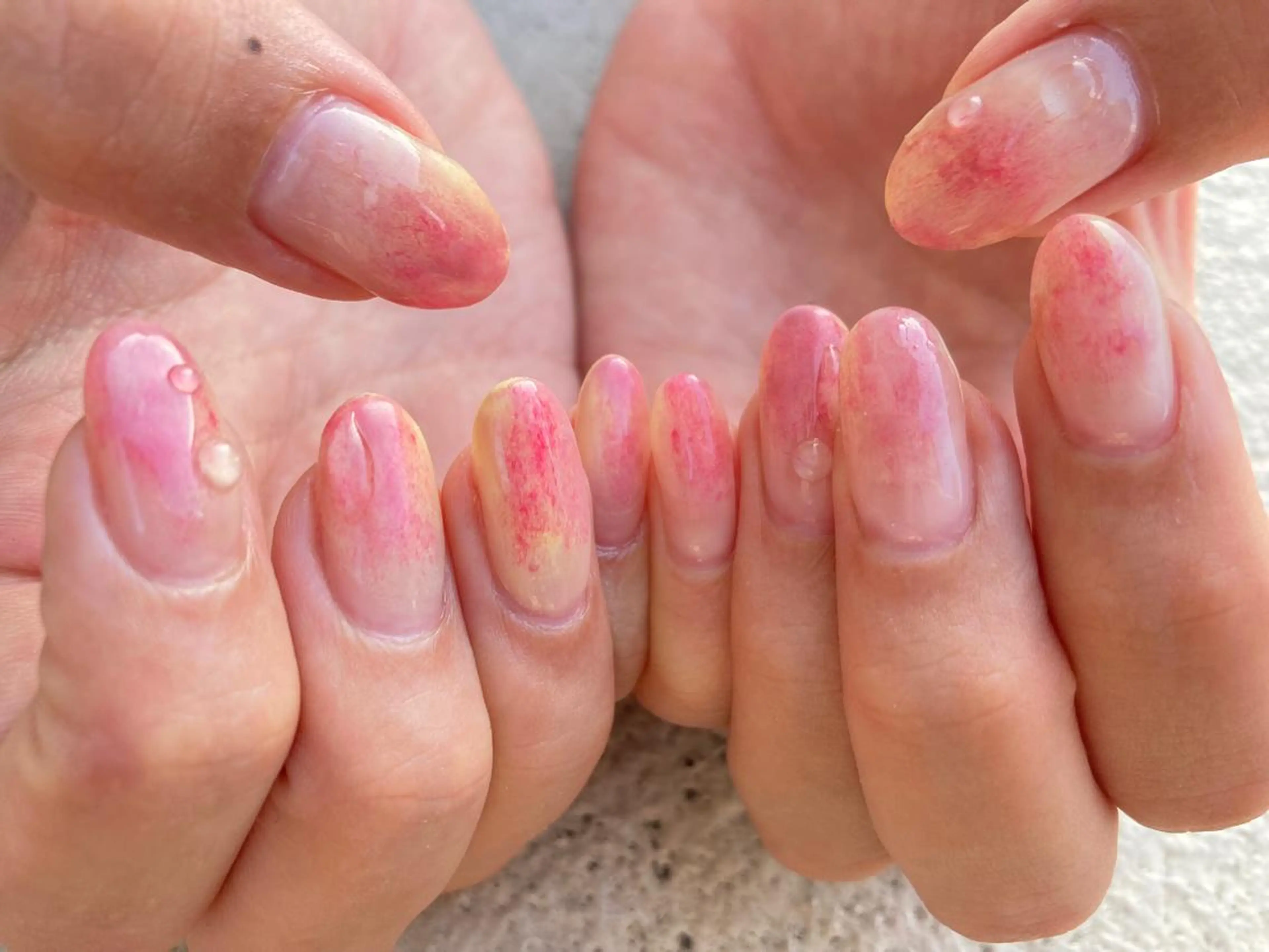 ミディアム ネイル ハンドネイル フットネイル ✴︎ Delightのネイルデザイン