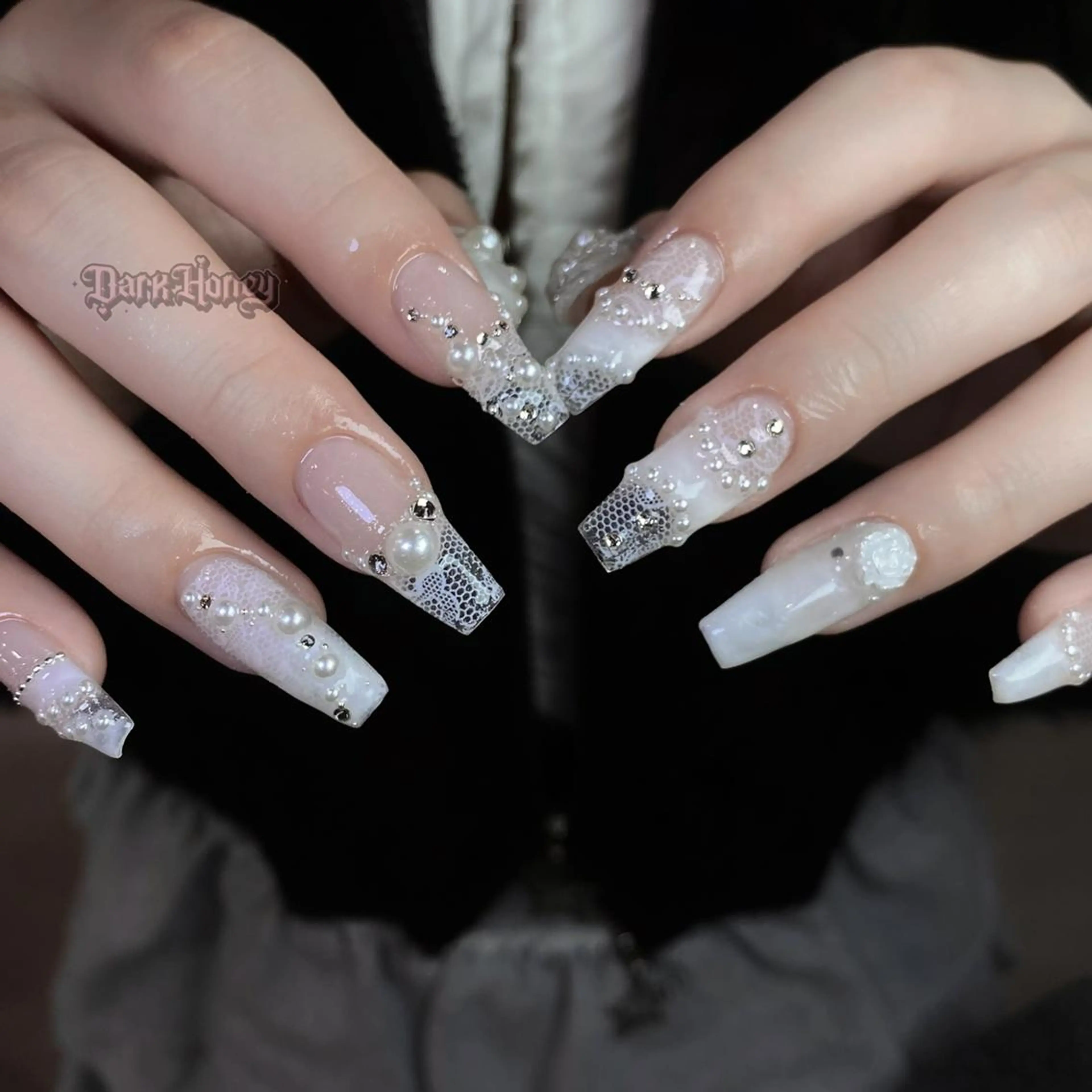 ネイル ハンドネイル Dark Honey karinのネイルデザイン