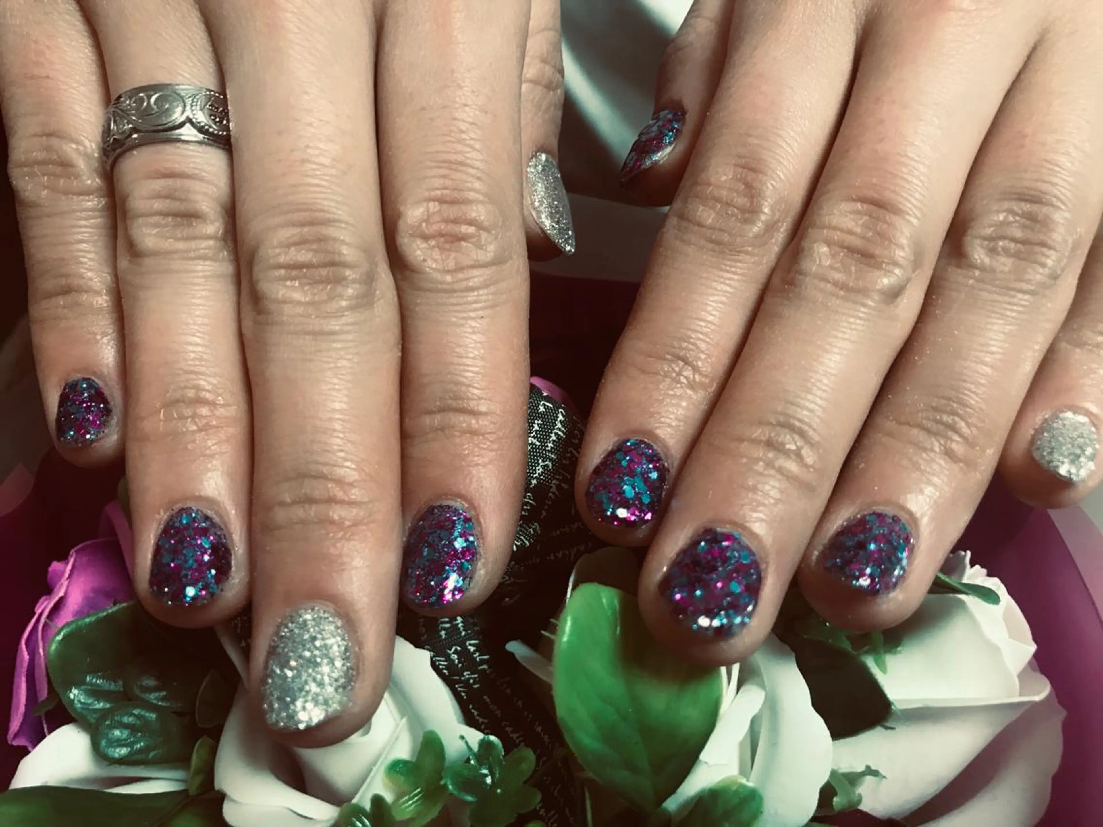 ネイル 美尽  BIZIN所属・久々 もえみのネイルデザイン