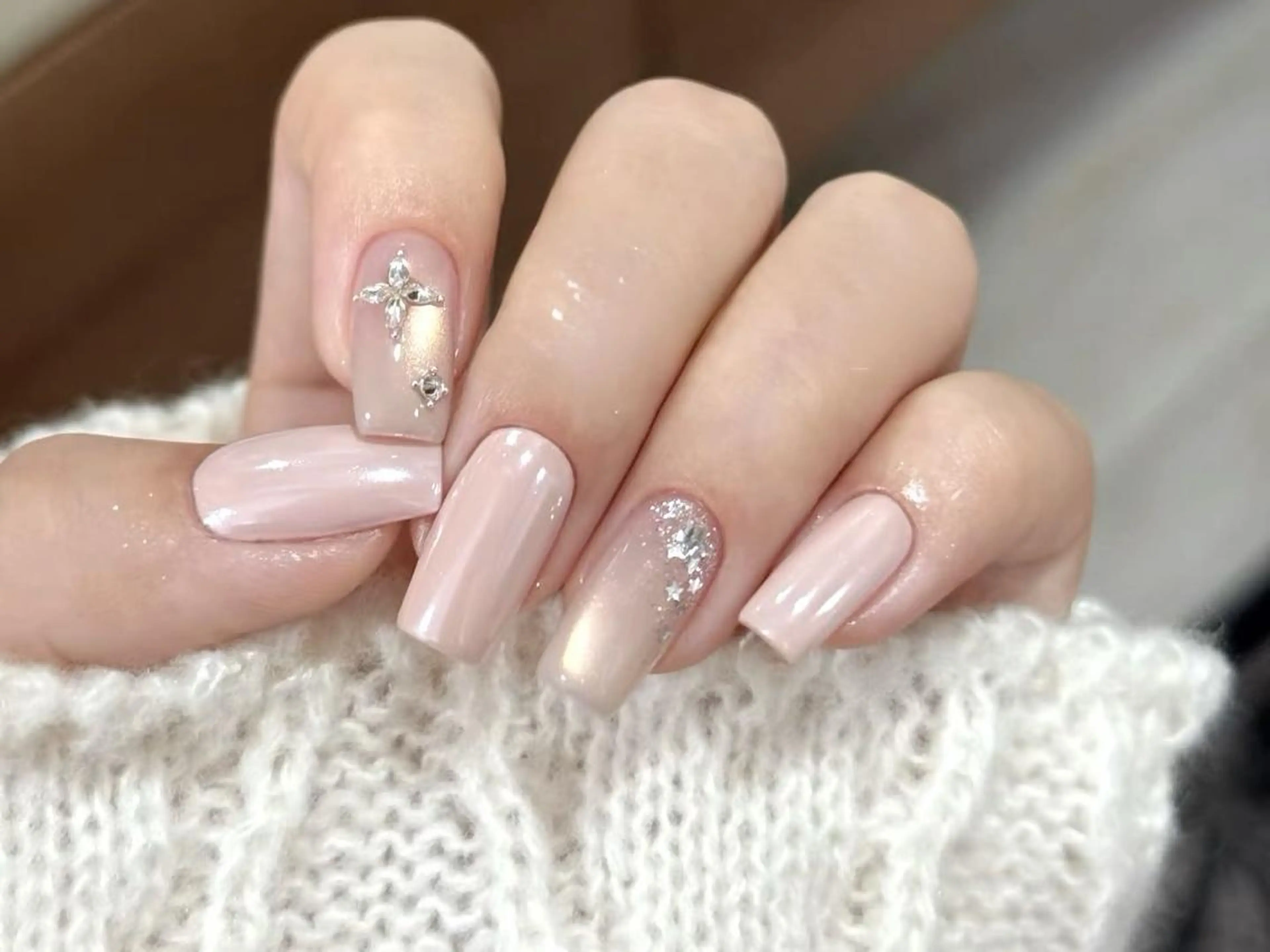 ネイル アートネイル ジェルネイル ガーリー マグネットネイル ミディアムネイル ハンドネイル ハンドケア 🎀Sense Nail吉祥寺店🎀のネイルデザイン