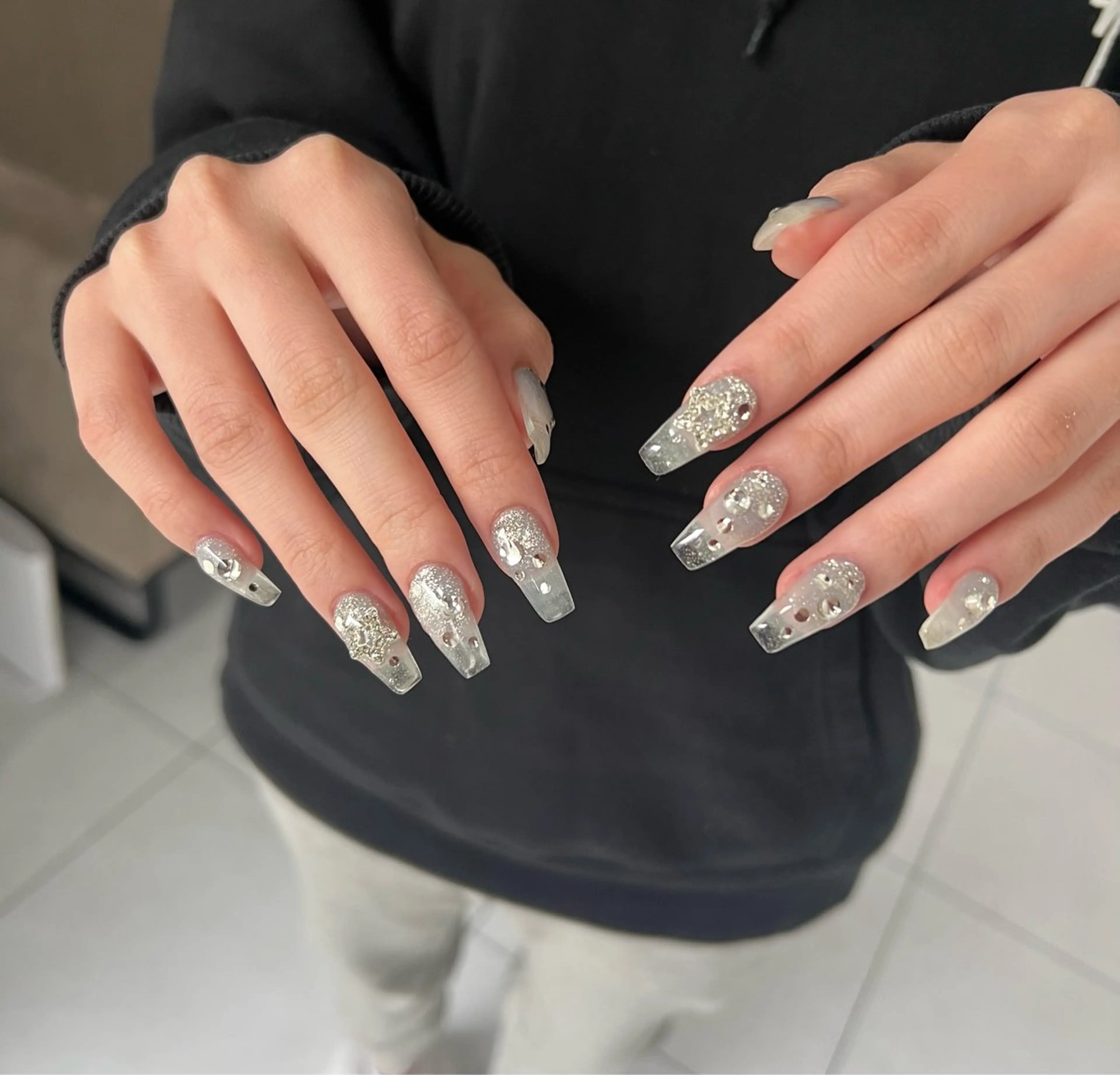 ネイル 持ち込み ハンドネイル ハンドケア Charme. NOBUKOのネイルデザイン