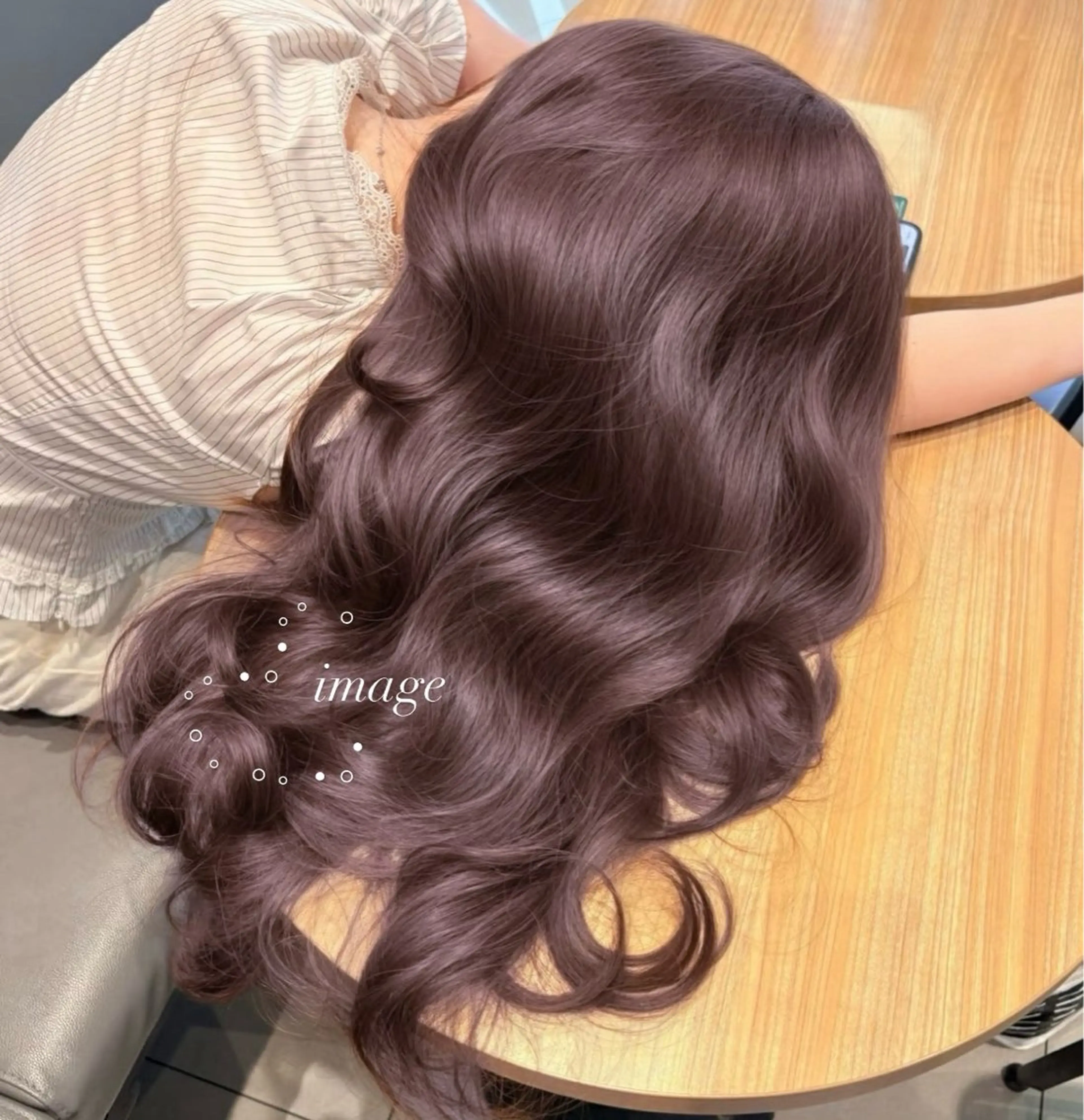 ロング ヘアカラー トリートメント 淡色ラベンダー♡ ニーナ🎀🦙のヘアスタイル