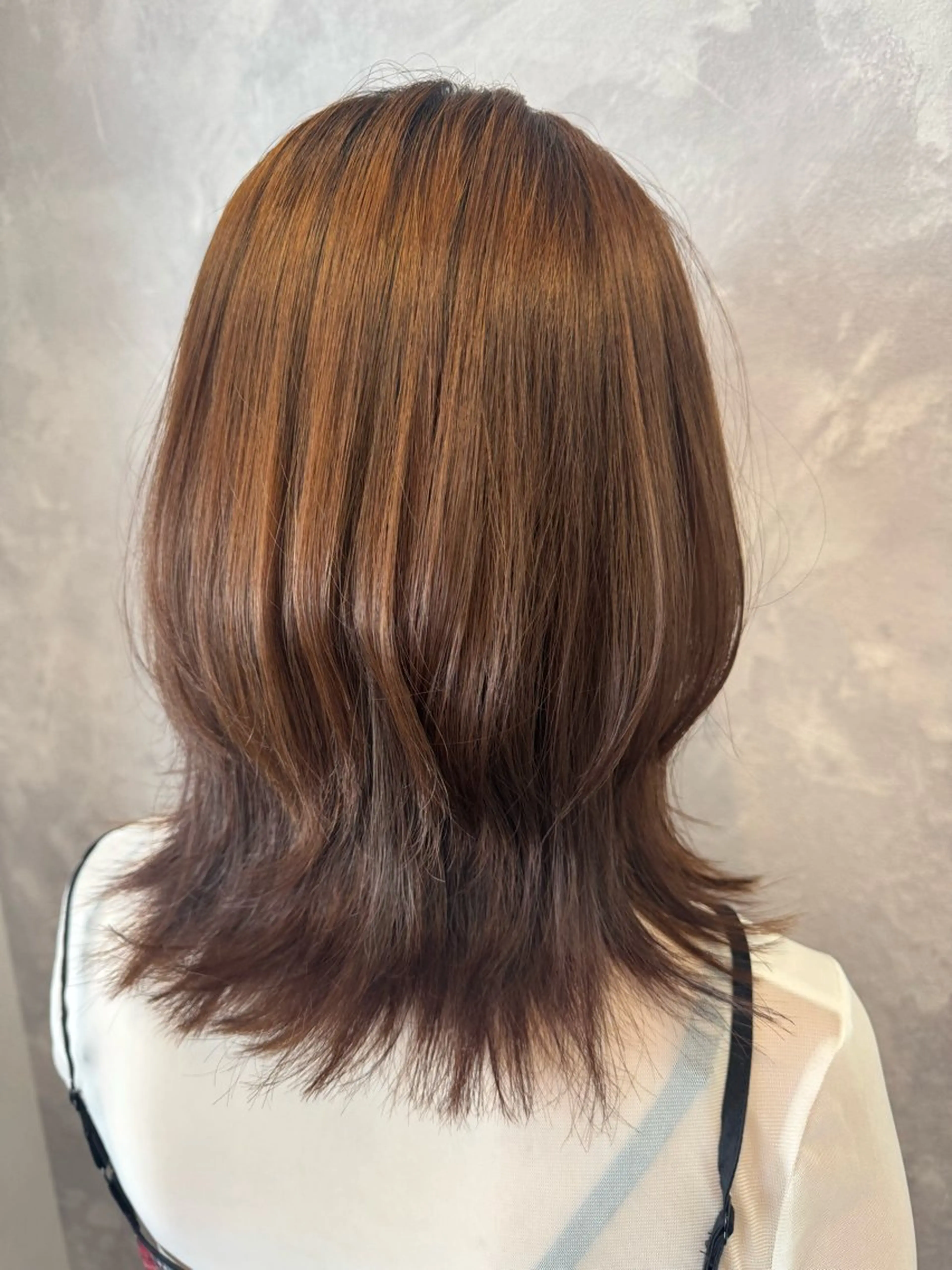 ミディアム カラー カット ヘアカラー トリートメント ヒヨシ ルナのヘアスタイル